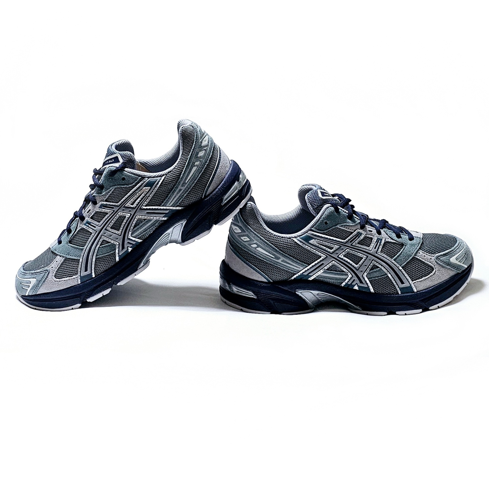 Asics Gel-1130 Steel Grey Sheet Rock 착용 스타일 - 3