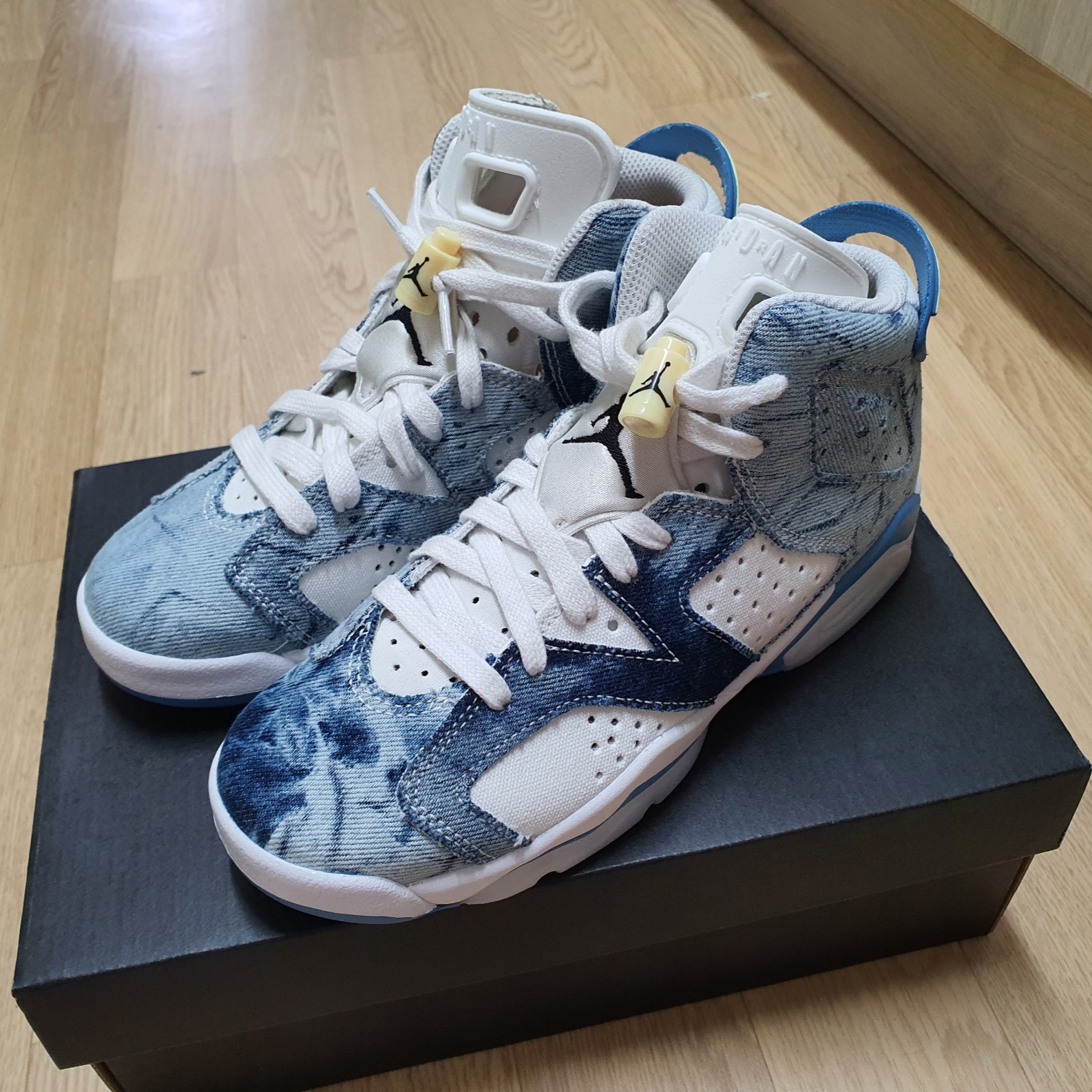 (GS) Jordan 6 Retro Washed Denim 착용 스타일