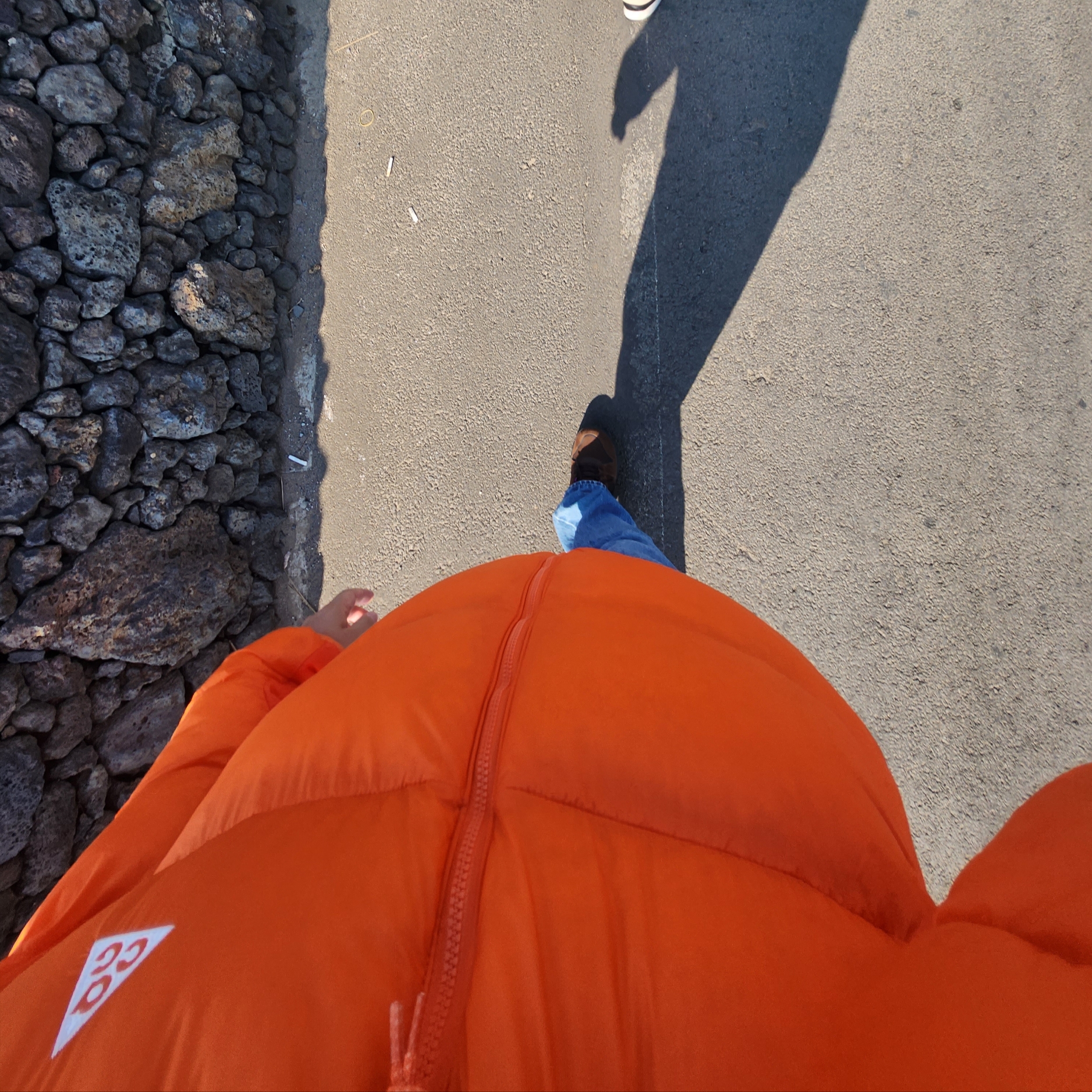 Nike ACG Therma-Fit ADV Lunar Lake Puffer Jacket Safety Orange - Asia 착용 스타일 - 2