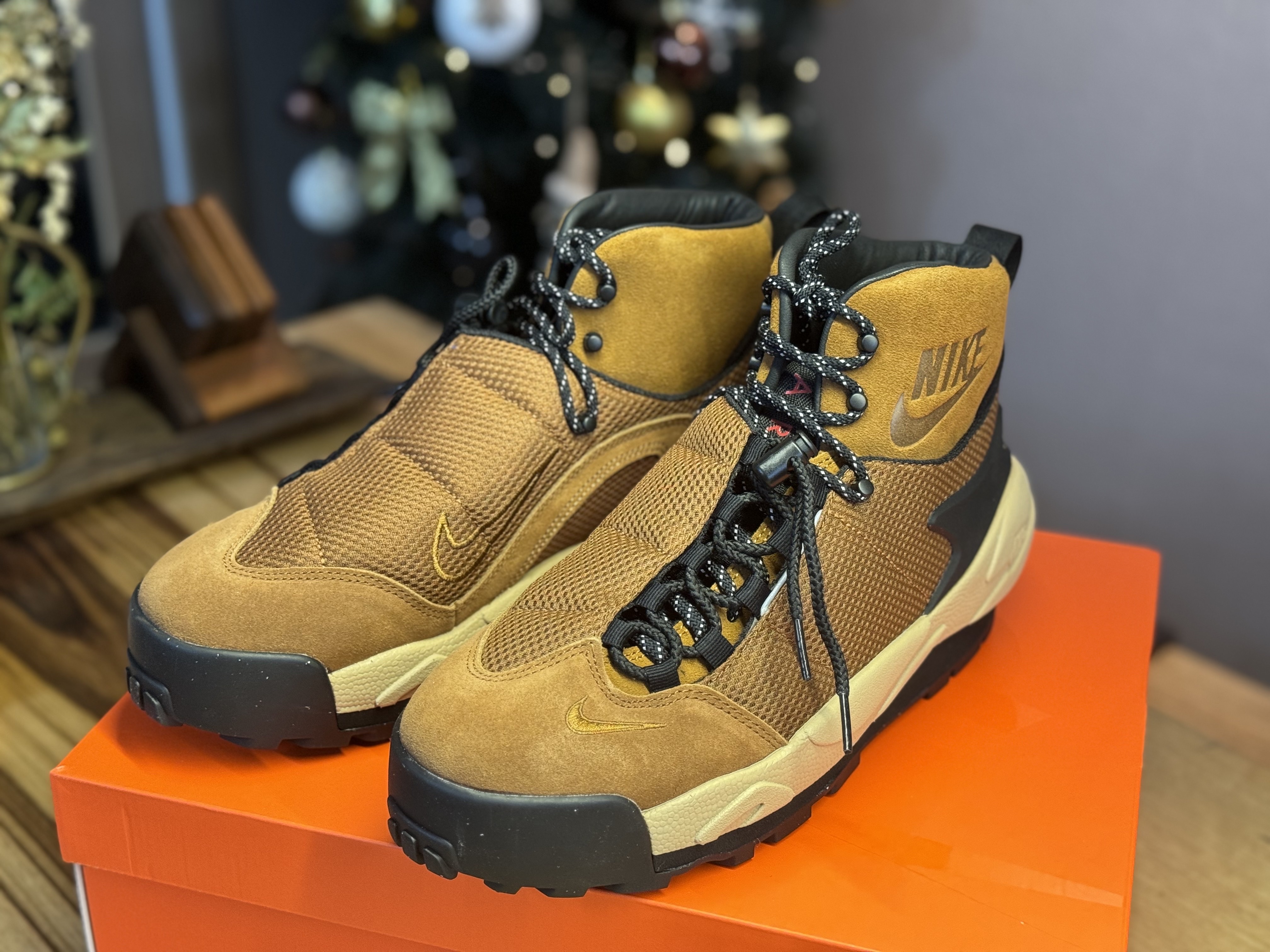 Nike x Sacai Magmascape SP Pecan 착용 스타일 - 1