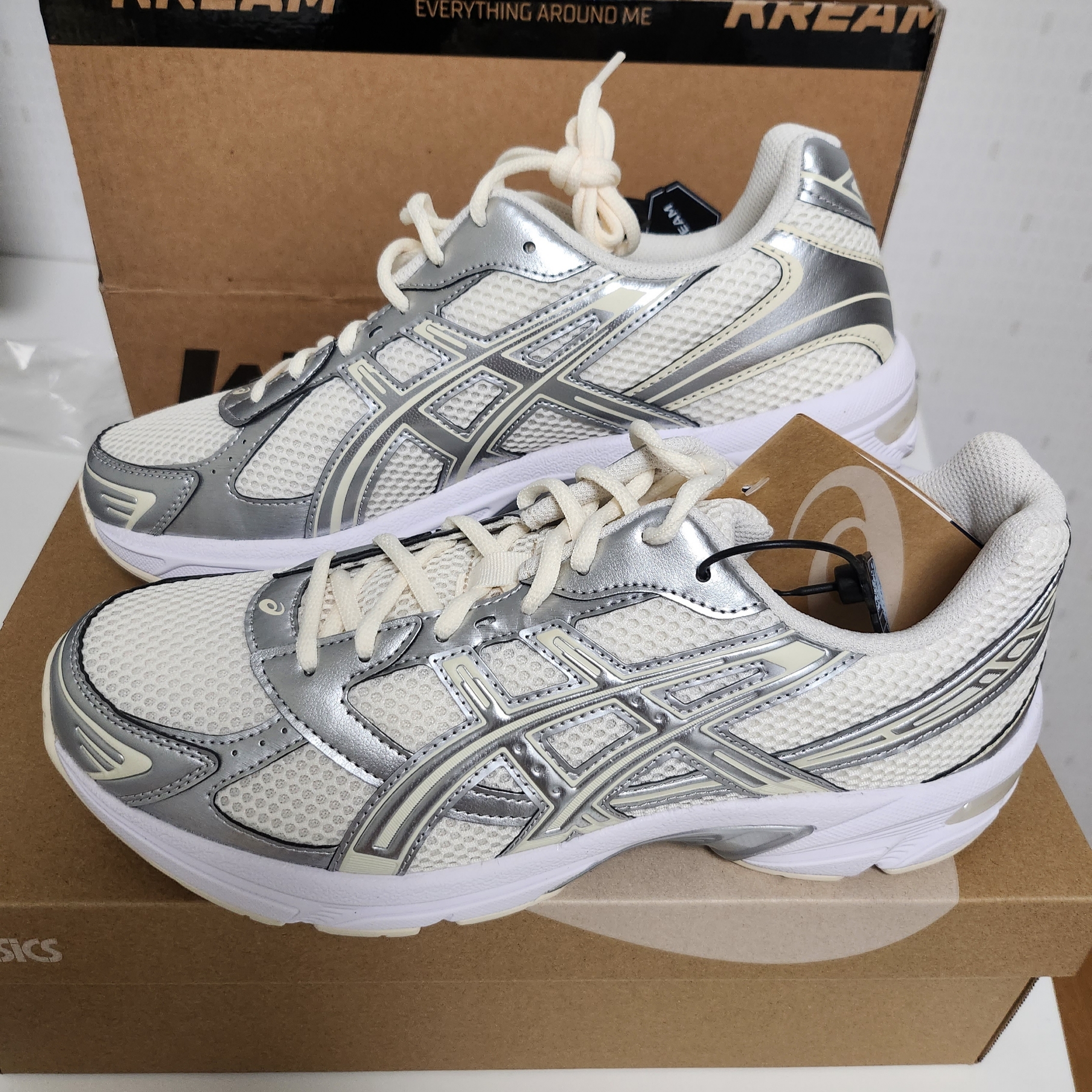 (W) Asics Gel-1130 Cream Pure Silver 착용 스타일