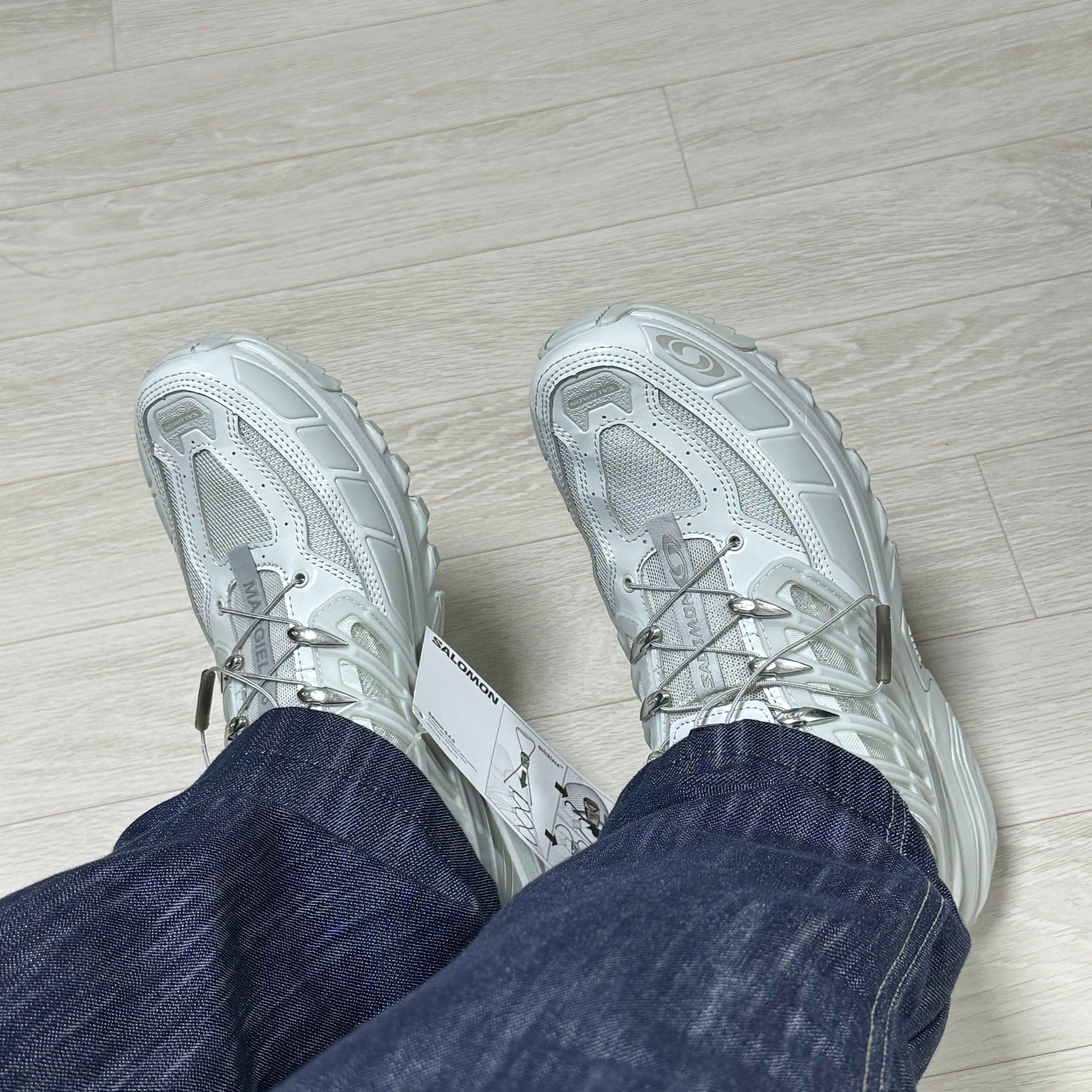 Salomon x MM6 Maison Margiela ACS Pro Metal Ghost Grey 착용 스타일
