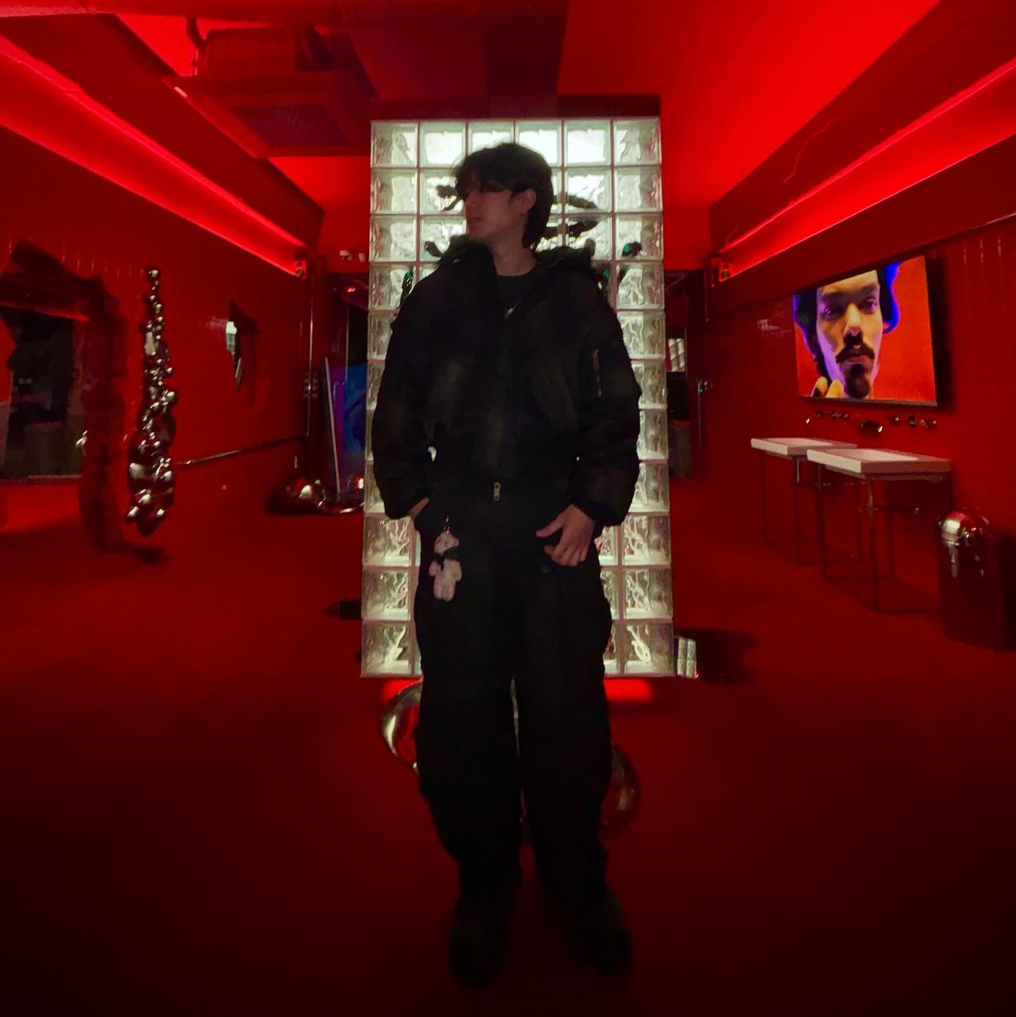 Project G/R N2B Vintage Jacket Black, Project G/R Oversized Convertible Cargo Pants Coated Black 착용 스타일 - 1
