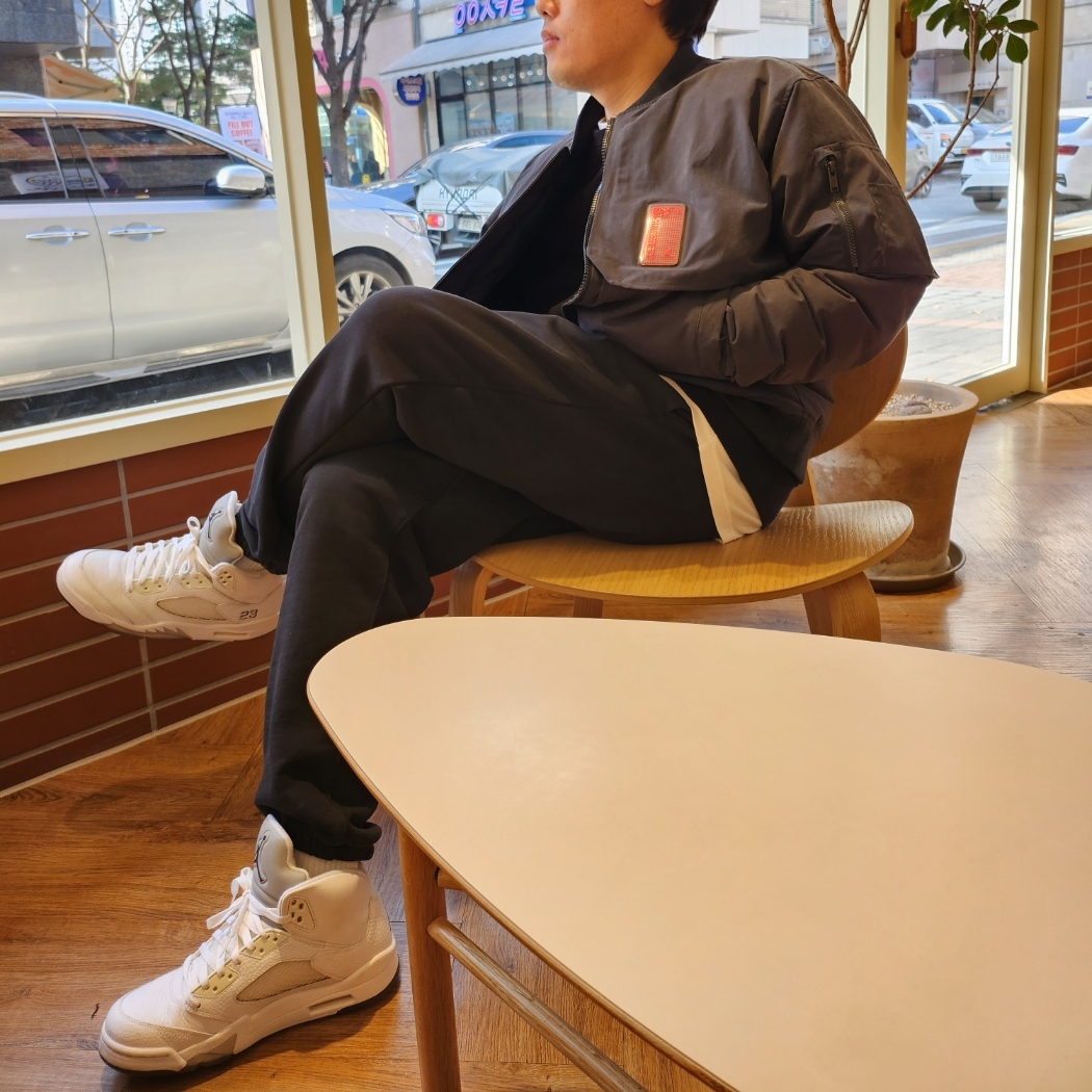 Jordan 5 Retro Metallic White 2015 착용 스타일