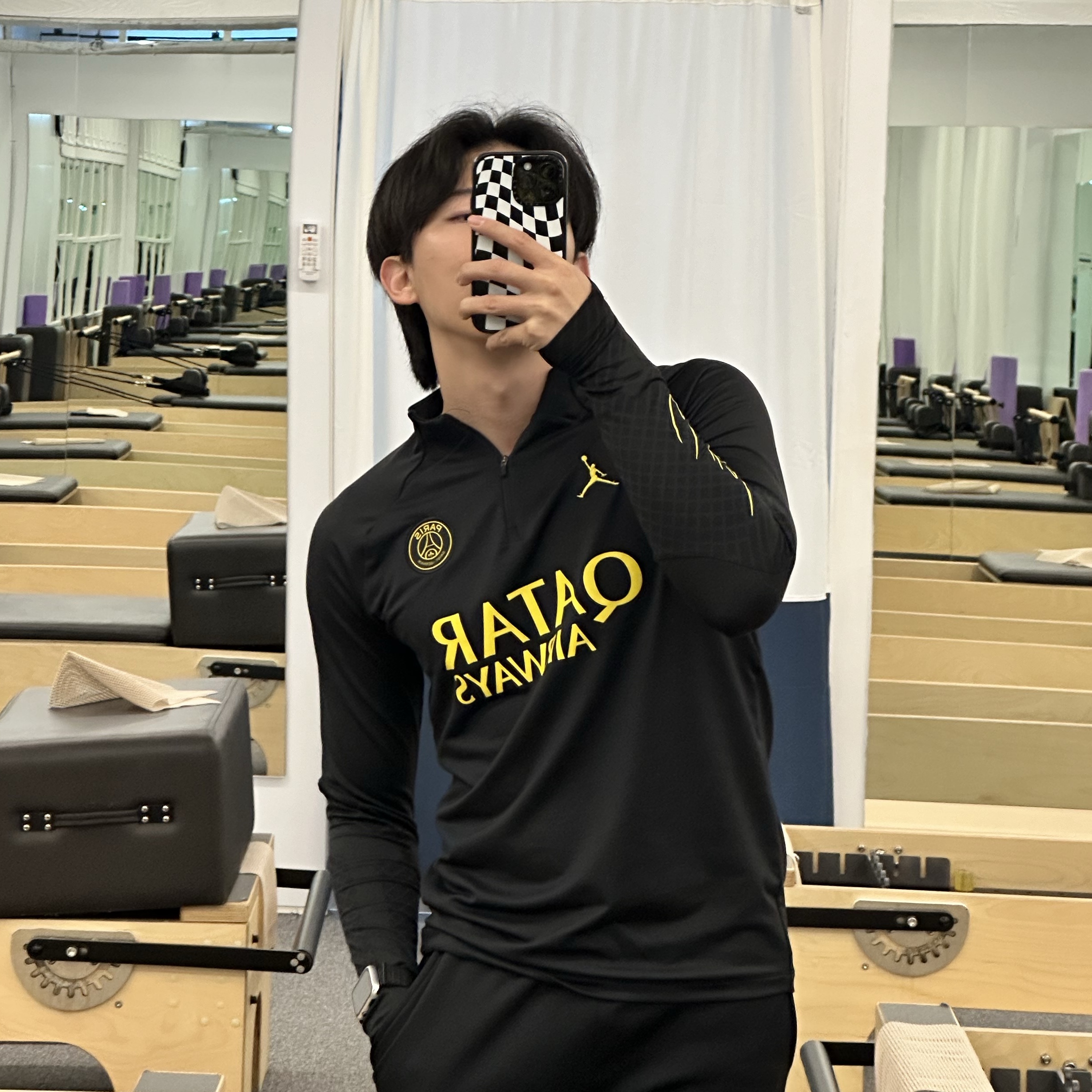 Jordan x Paris Saint-Germain Strike Dri-Fit Soccer Drill Top Black 착용 스타일