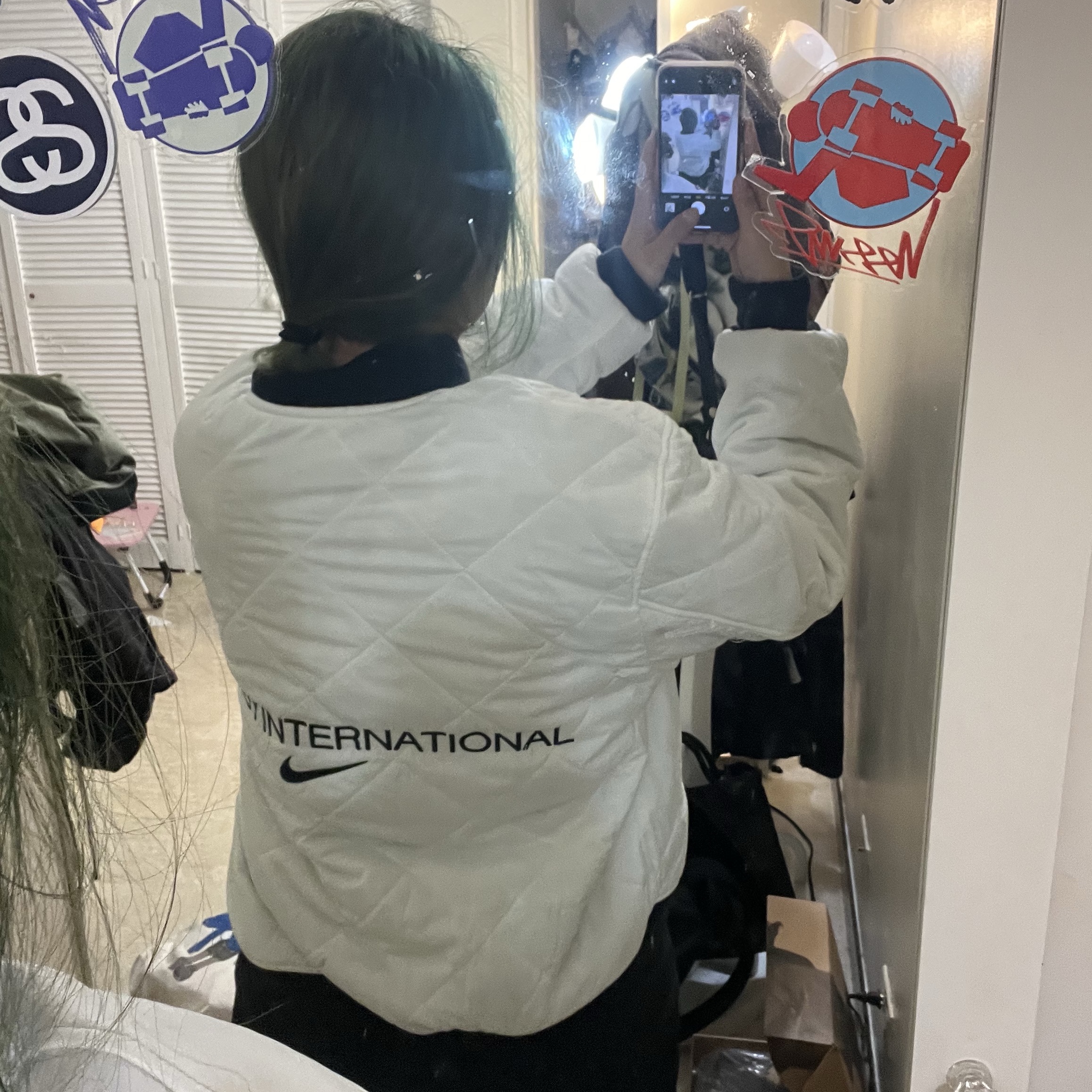 Nike x Stussy Full Zip Pigment Dyed Fleece Hoodie Habanero Red (FJ9161-642), Nike x Stussy Pigment Dyed Fleece Pants Habanero Red (FJ9157-642) 착용 스타일 - 8