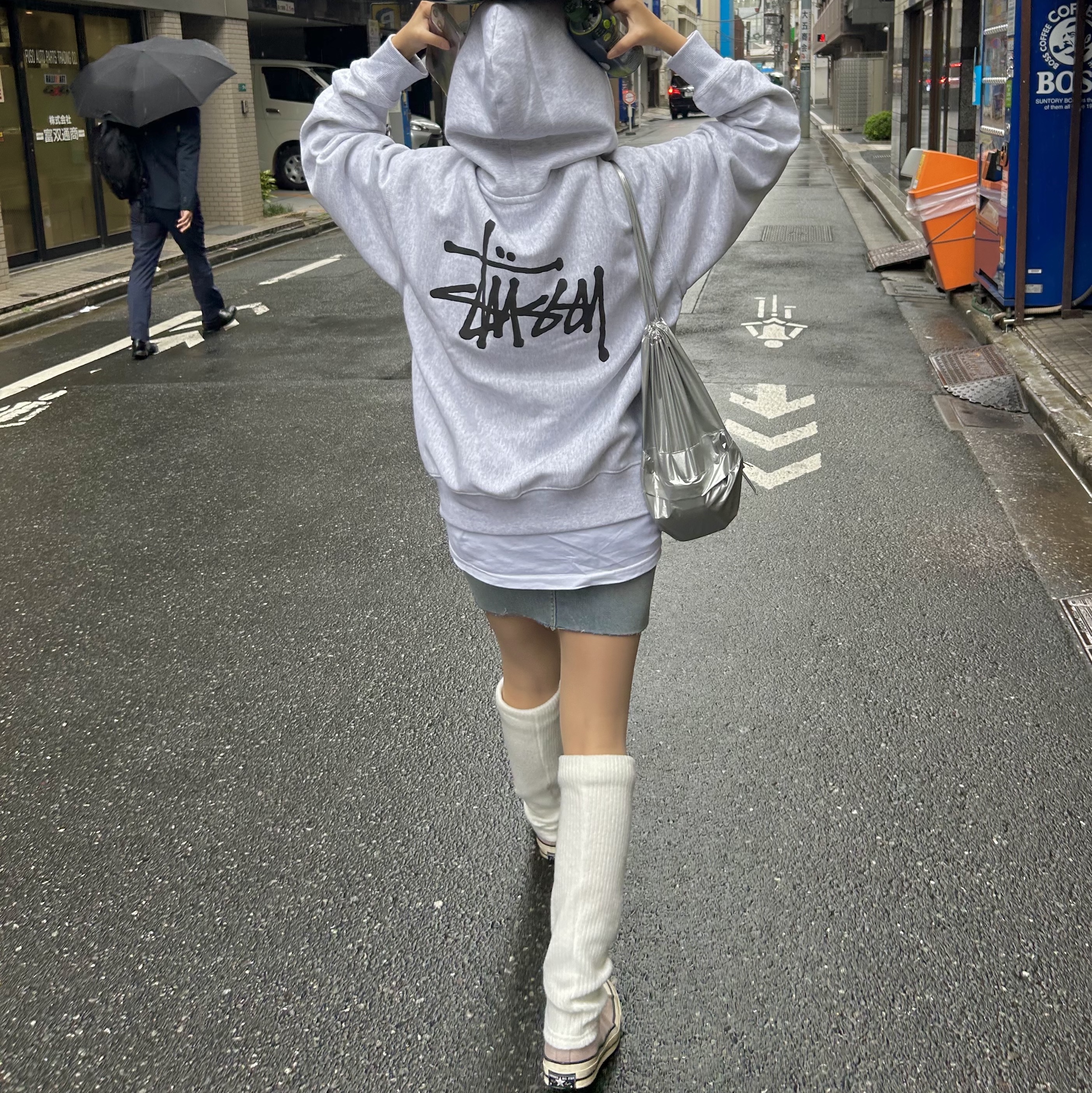 Stussy Basic Stussy Zip Hoodie Ash Heather 2023, Converse Chuck 70 High Vintage Canvas Stone Mauve 착용 스타일 - 1