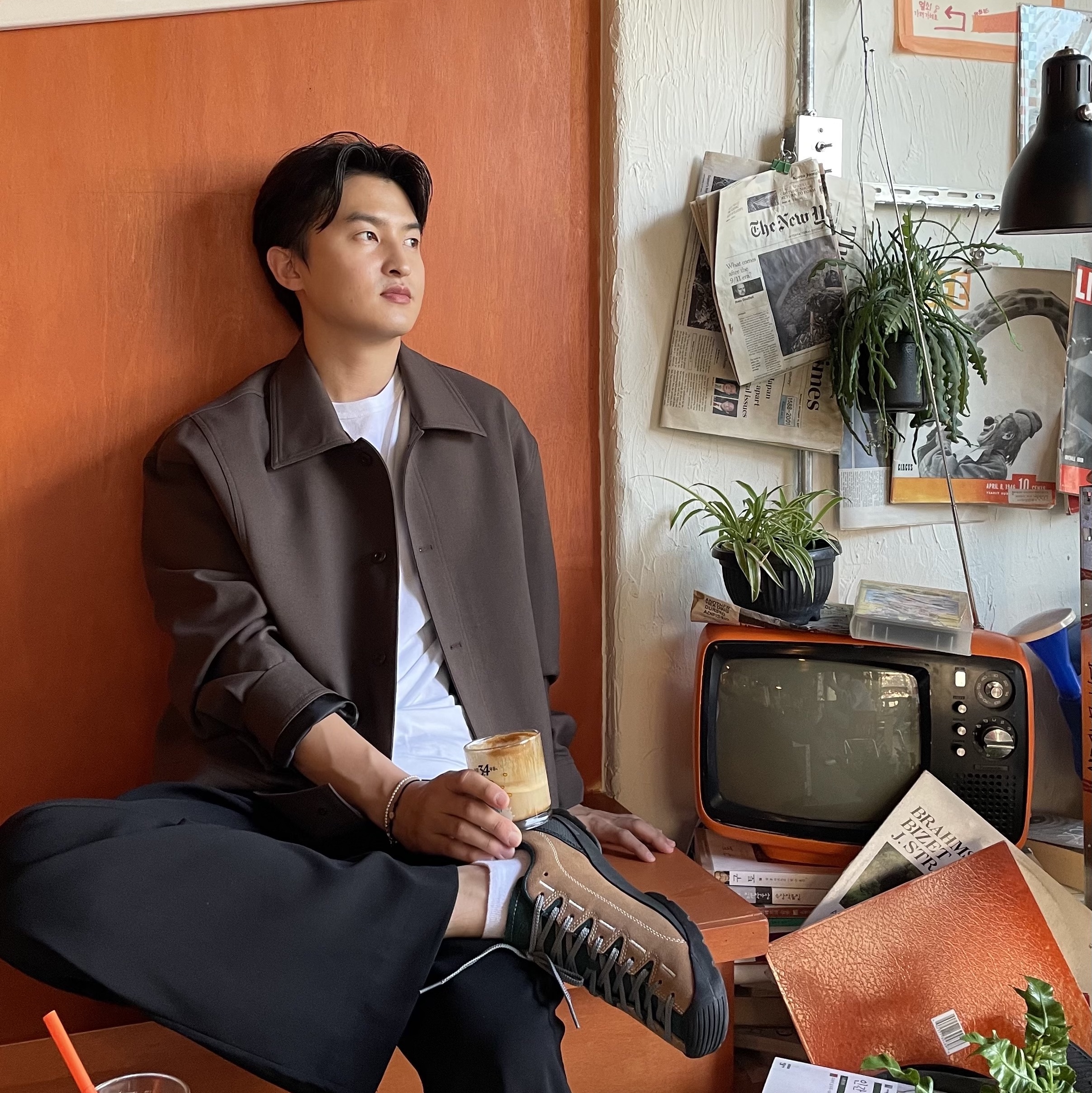 Keen Jasper Sneakers Toasted Coconut 착용 스타일