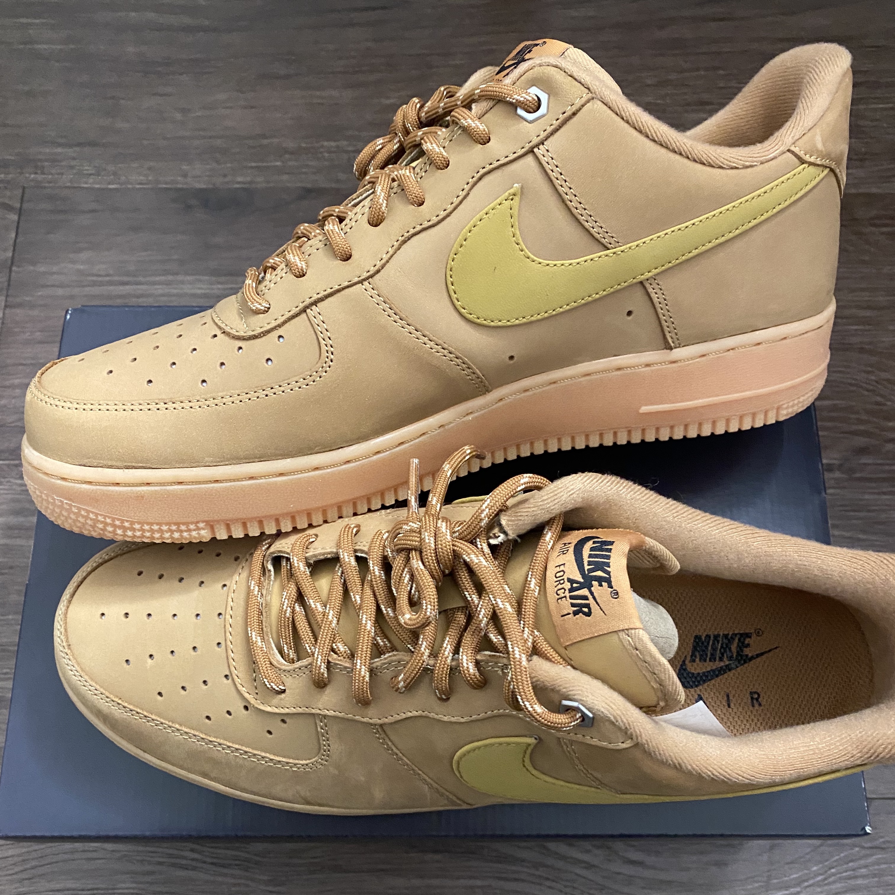 Nike Air Force 1 '07 WB Flax 착용 스타일