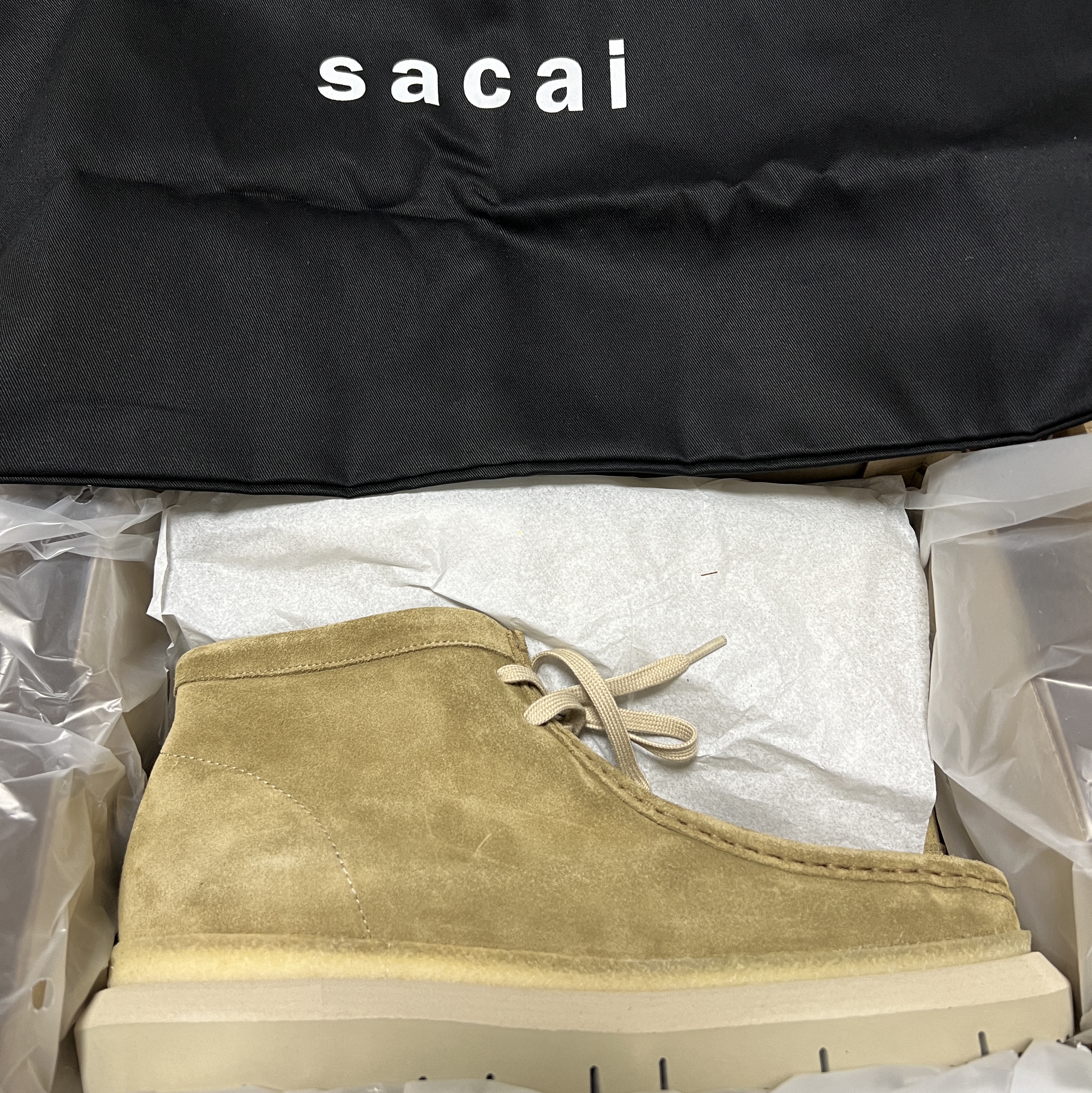 Clarks Originals x Sacai Hybrid Wallabee Boots Beige 착용 스타일 - 2