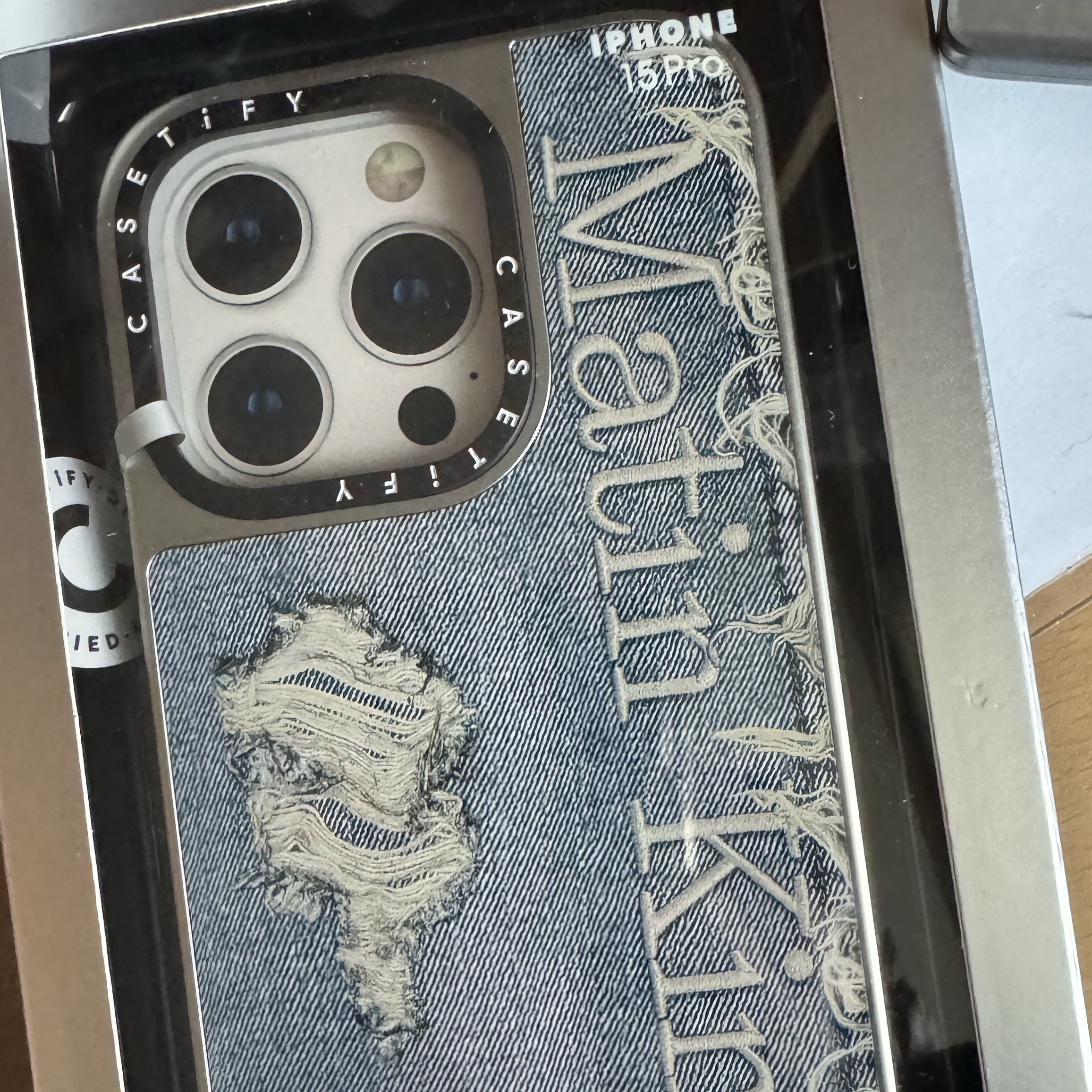 Casetify x Matin Kim iPhone Destroyed Denim Magsafe Mirror Case Silver 착용 스타일