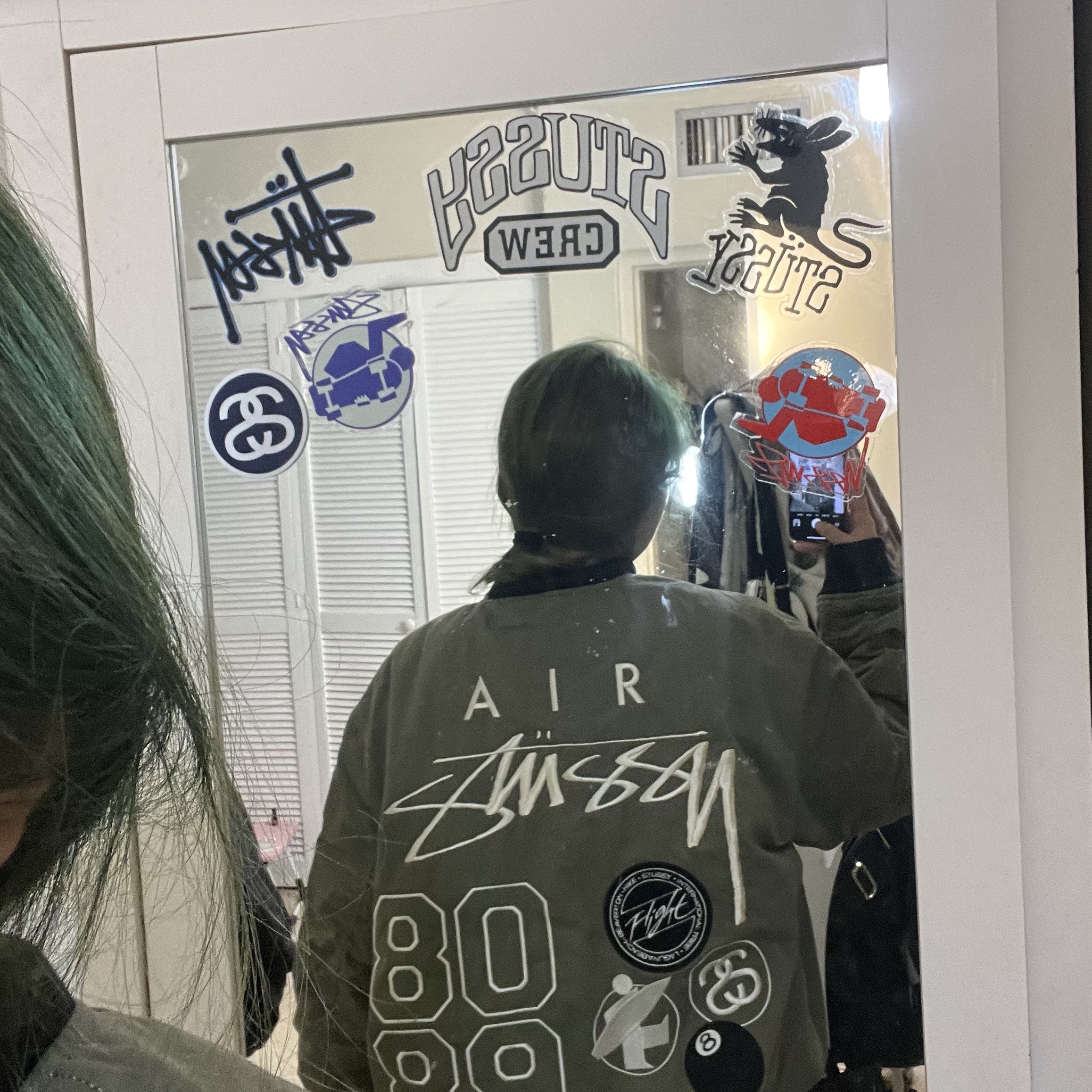 Nike x Stussy Full Zip Pigment Dyed Fleece Hoodie Habanero Red (FJ9161-642), Nike x Stussy Pigment Dyed Fleece Pants Habanero Red (FJ9157-642) 착용 스타일 - 5