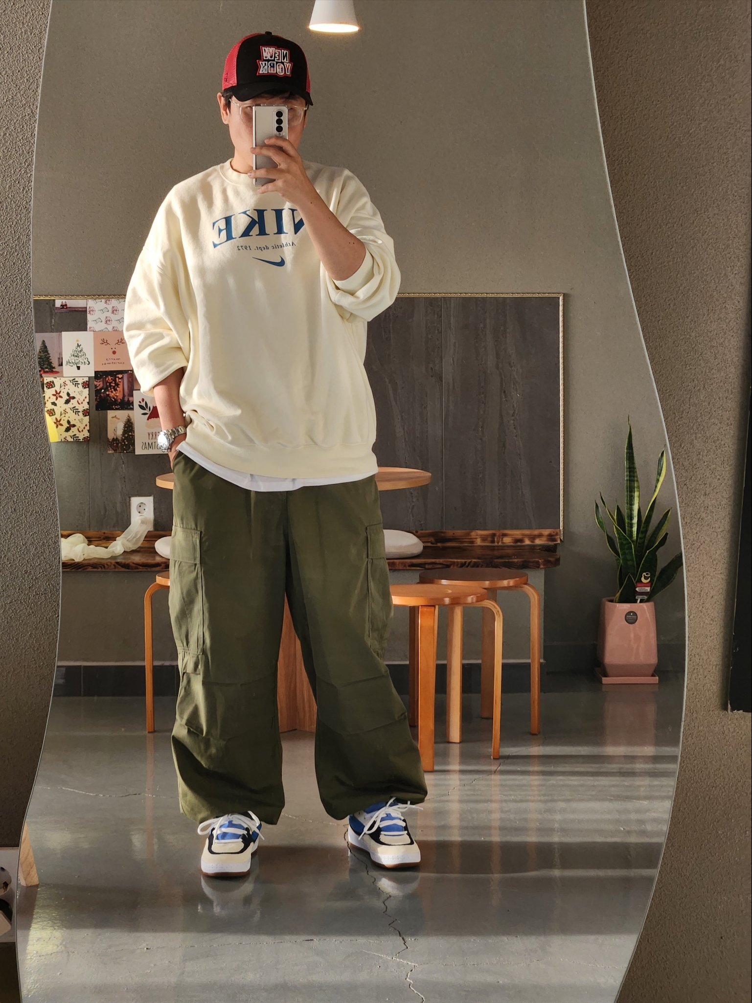 Vans x Supreme Speed Blue 착용 스타일