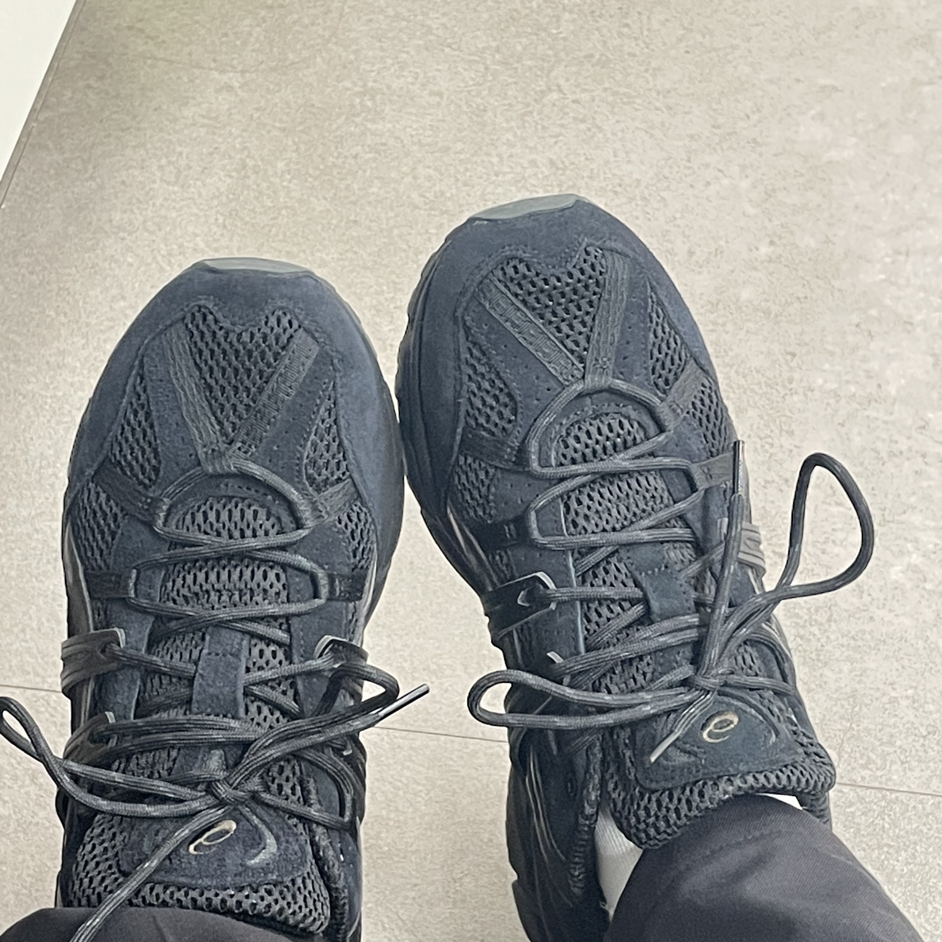 Asics Gel-Sonoma 15-50 Black 착용 스타일