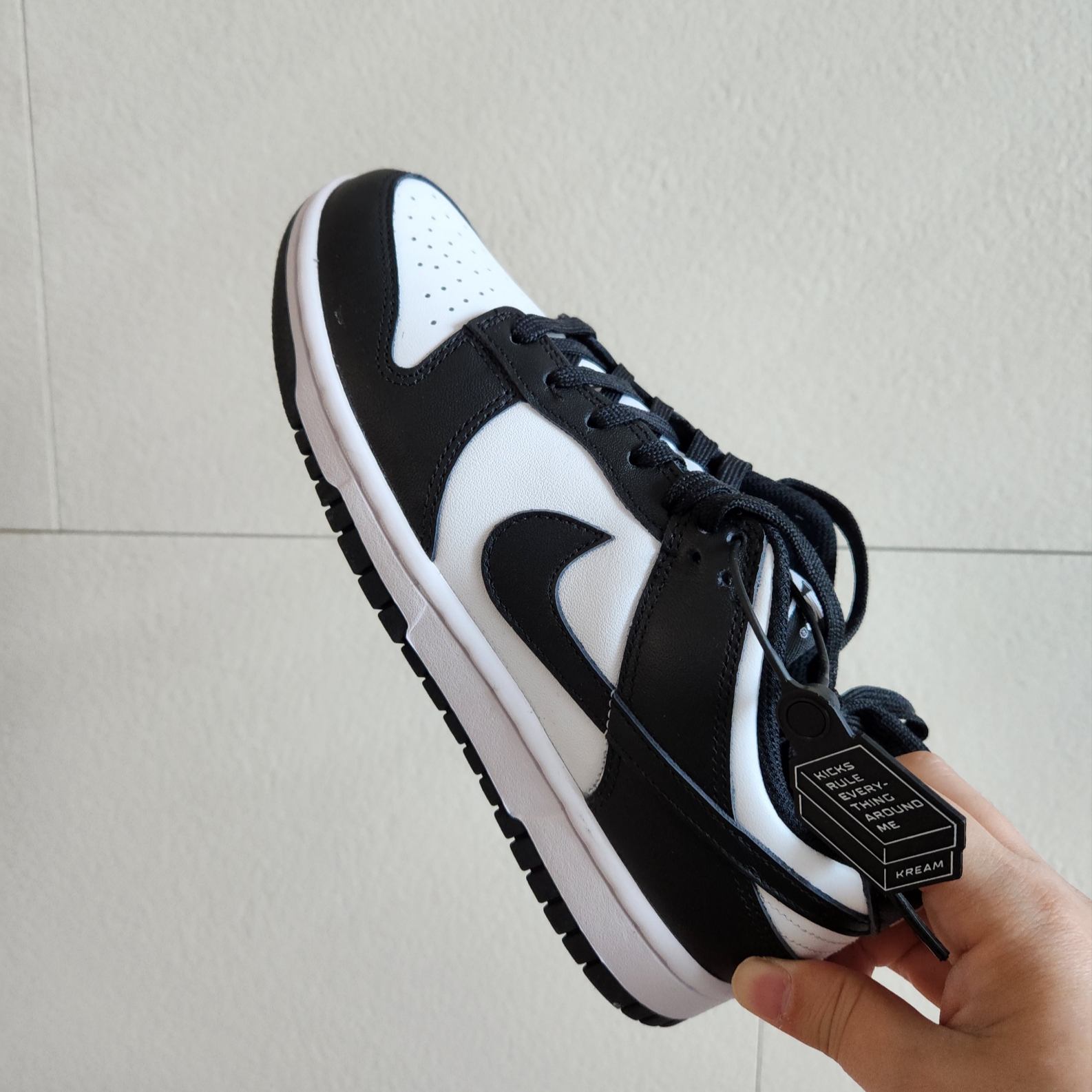 (W) Nike Dunk Low Black 착용 스타일