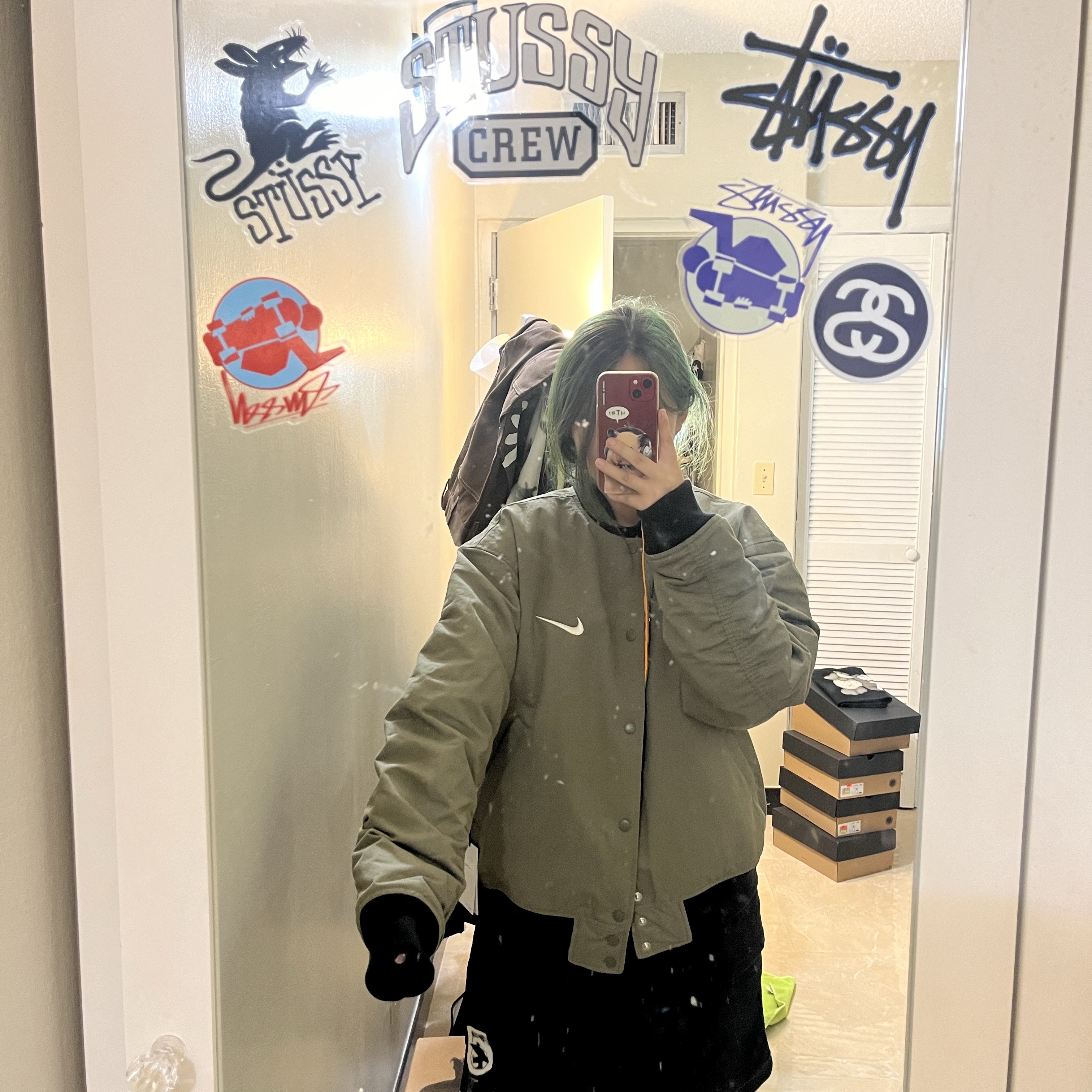 Nike x Stussy Full Zip Pigment Dyed Fleece Hoodie Habanero Red (FJ9161-642), Nike x Stussy Pigment Dyed Fleece Pants Habanero Red (FJ9157-642) 착용 스타일 - 6