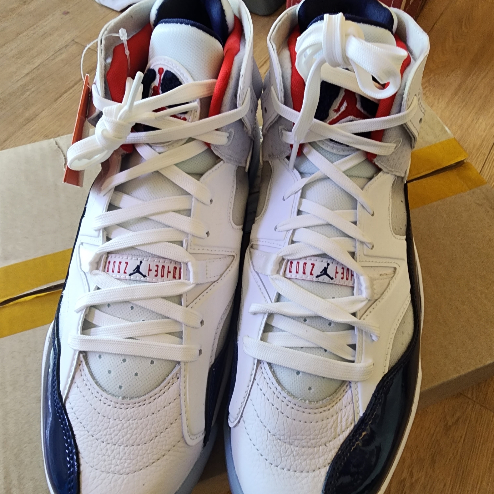 Jordan Jumpman Two Trey White Navy 착용 스타일 - 1