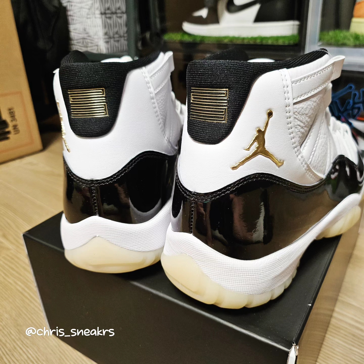 Jordan 11 Retro Gratitude, Supreme Big Logo Beanie Black 착용 스타일 - 3