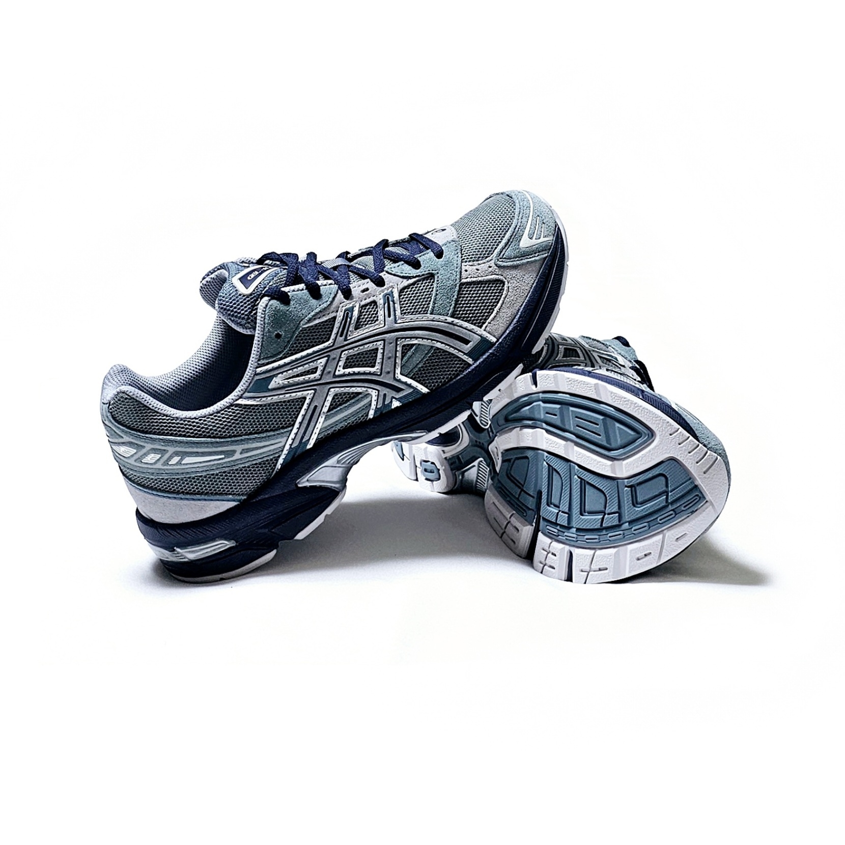 Asics Gel-1130 Steel Grey Sheet Rock 착용 스타일 - 4
