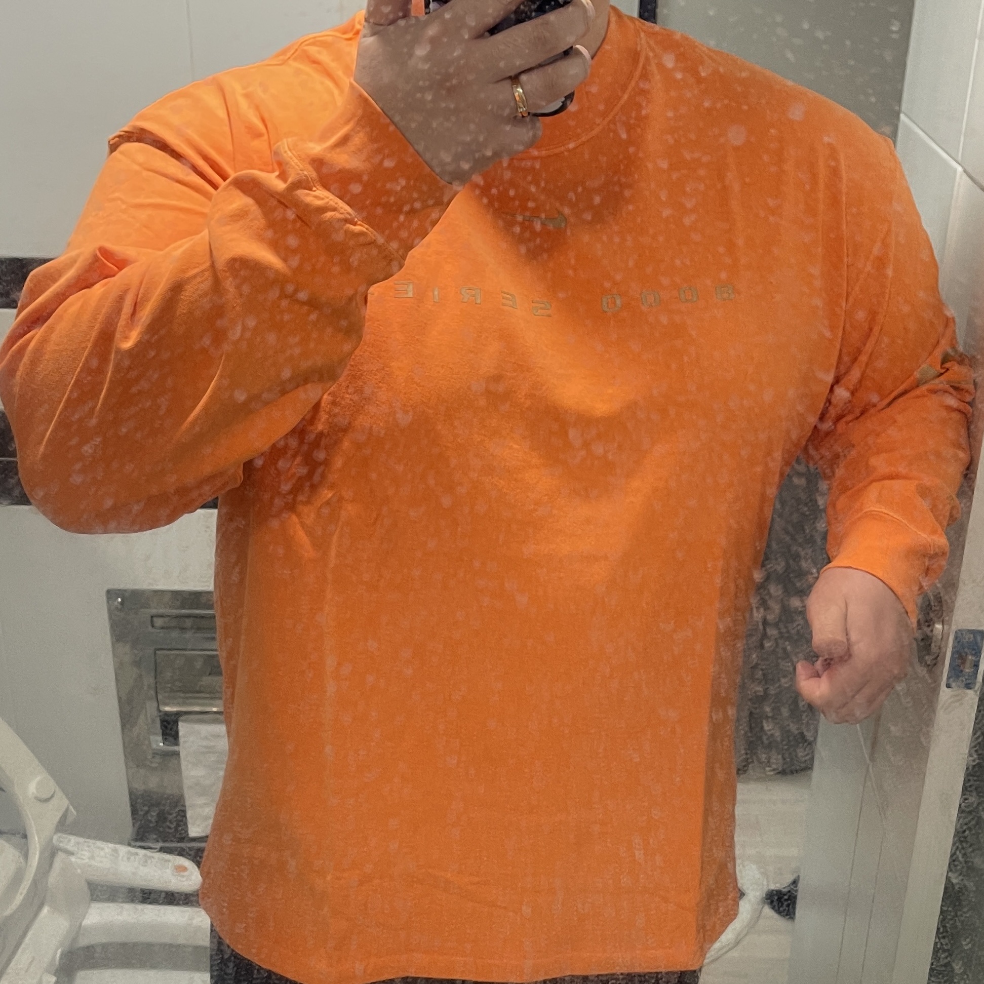 Nike x Drake Nocta 8K Peaks Long Sleeve Mock Orange Horizon (FQ6556-818), Nike x Drake Nocta 8K Peaks Long Sleeve Mock Dark Obsidian (FQ6556-451) 착용 스타일