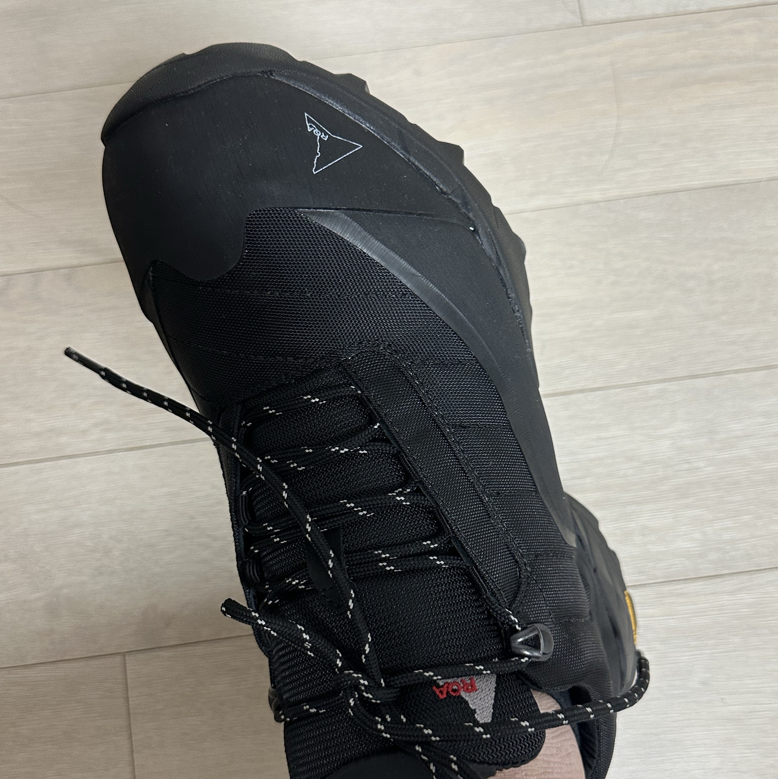 Roa Hiking Katharina Black 착용 스타일
