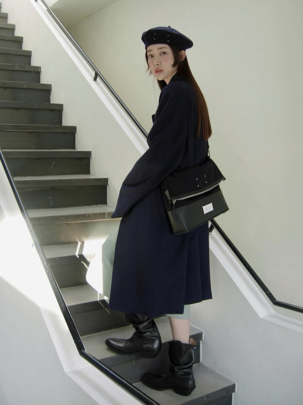 Maison Margiela Heavy Wool Beret Black 착용 스타일