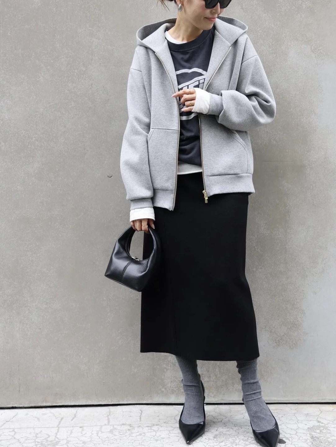 IAB Studio Socks Pack White Gray Brown, Human Made Plating Pile Socks Gray 착용 스타일 - 4