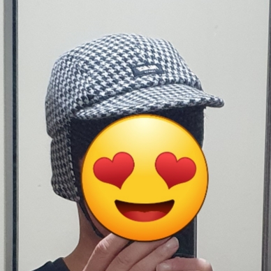 Palace Reverso Earflap 4-Panel Houndstooth Brown - 23FW, Palace Reverso Earflap 4-Panel Houndstooth White - 23FW 착용 스타일 - 3