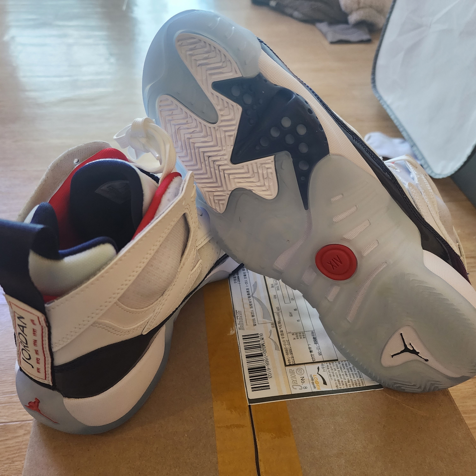 Jordan Jumpman Two Trey White Navy 착용 스타일 - 3