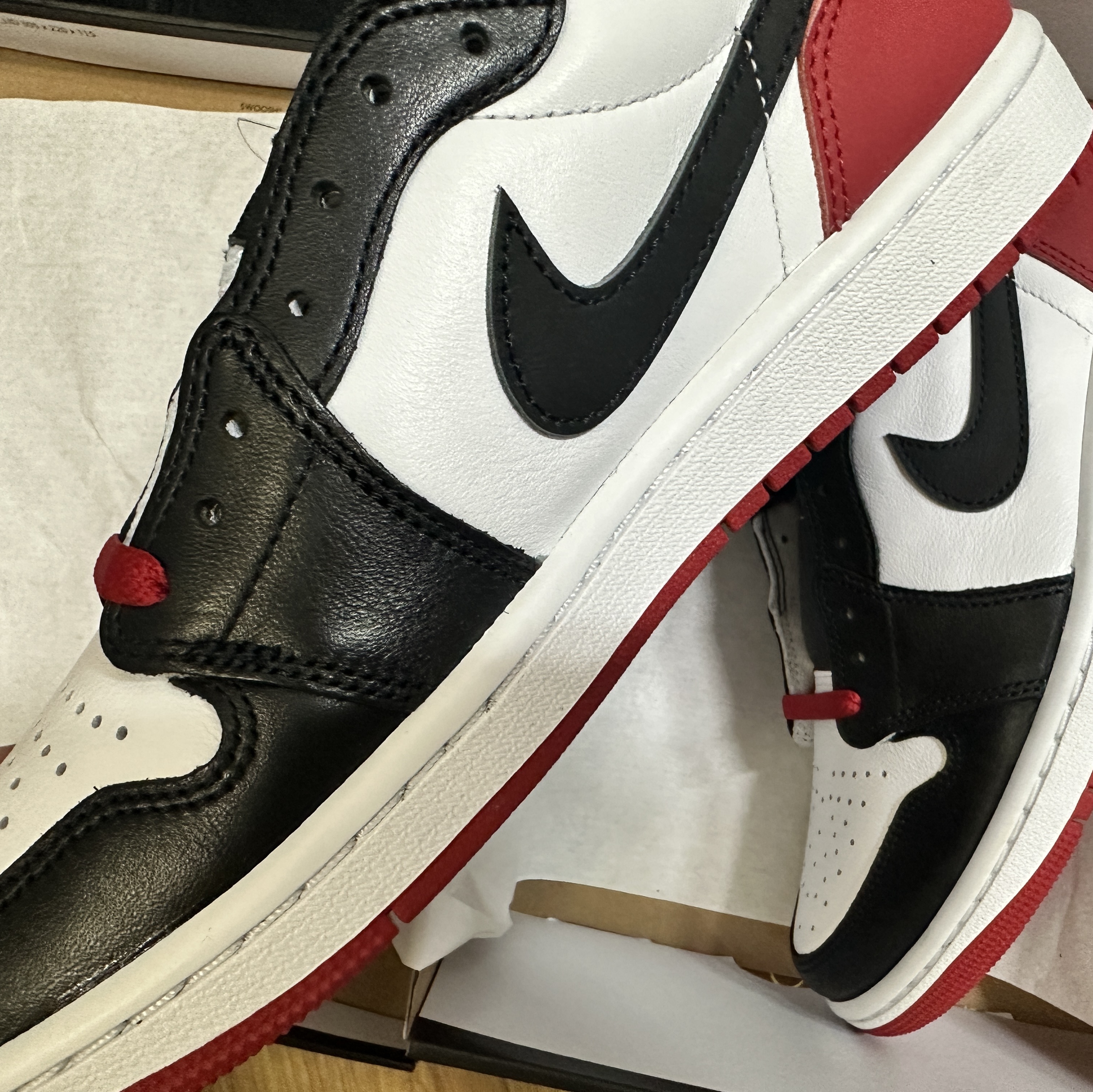 Jordan 1 Retro Low OG Black Toe 착용 스타일