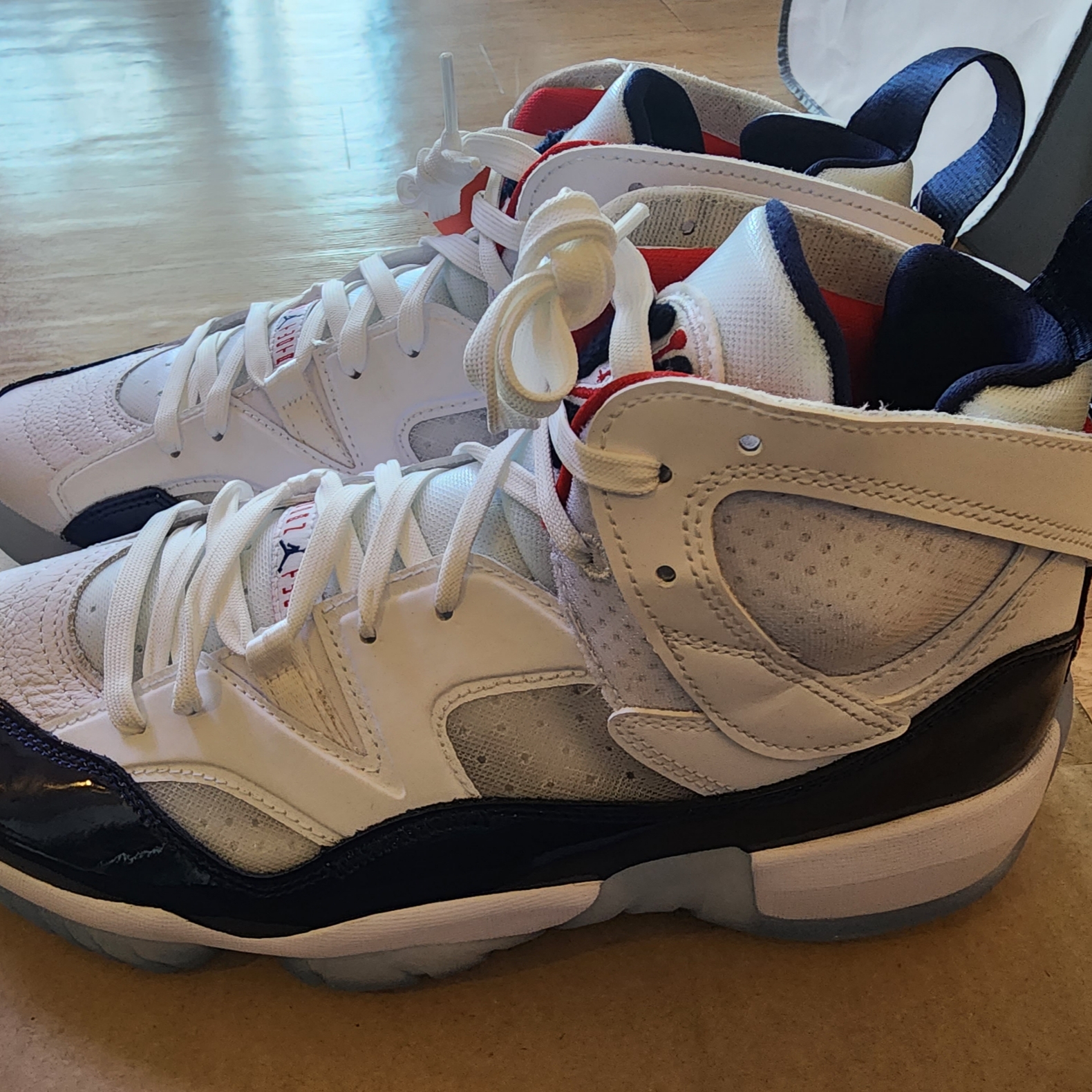 Jordan Jumpman Two Trey White Navy 착용 스타일 - 2