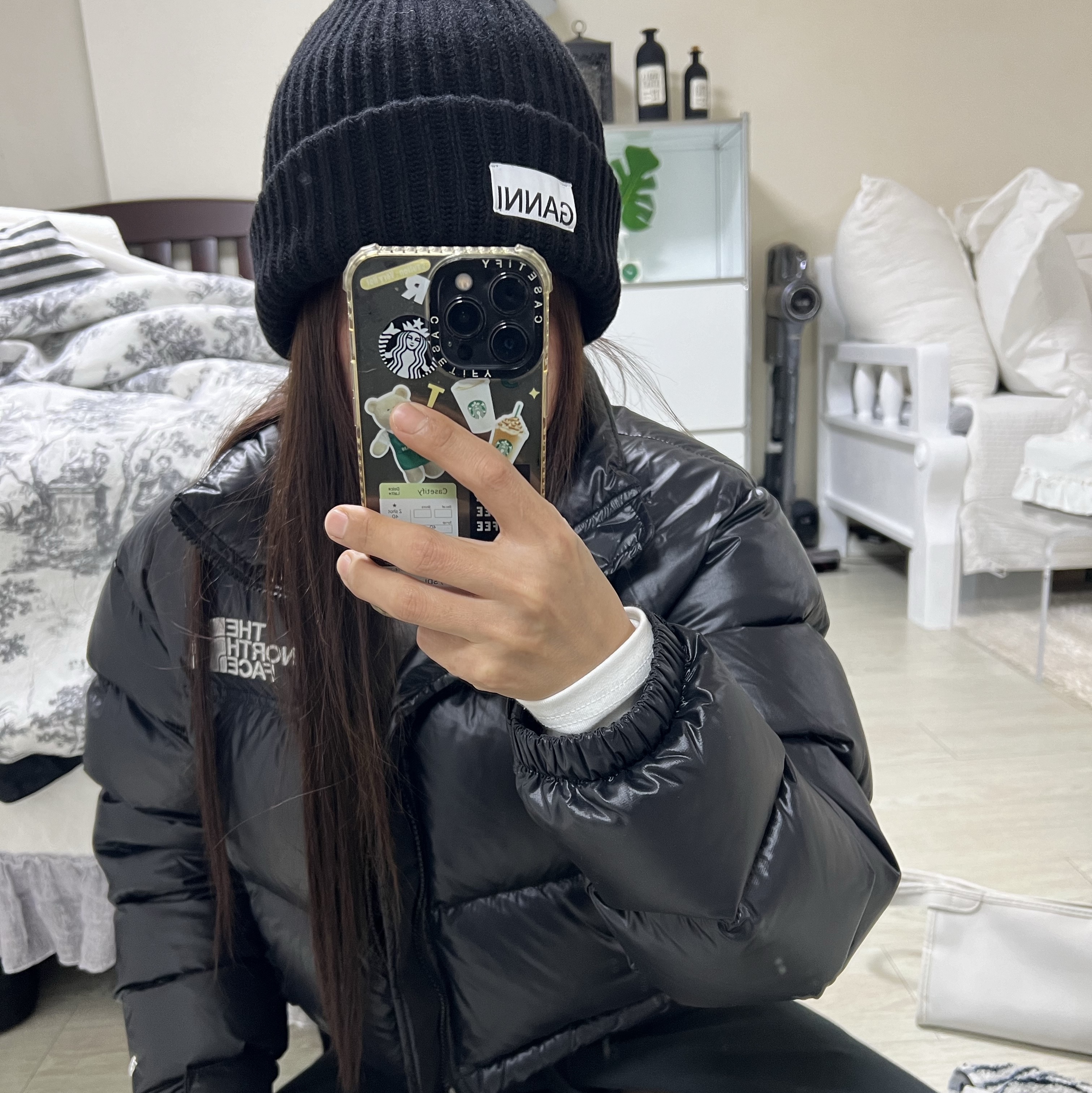Ganni Wool Beanie Black, Essentials The Core Collection Relaxed Sweatpants Stretch Limo 착용 스타일