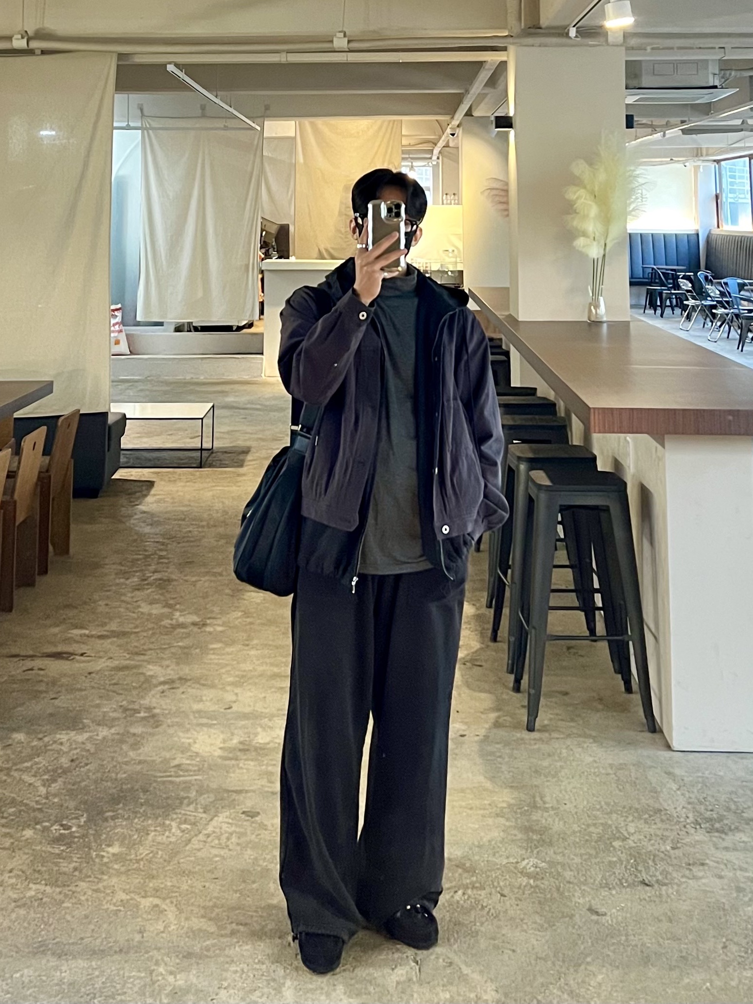 Polyteru Turtle Neck Sleeve Charcoal, Polyteru 1011 Fatigue Sweatpants 1.2v Bleached Black 착용 스타일