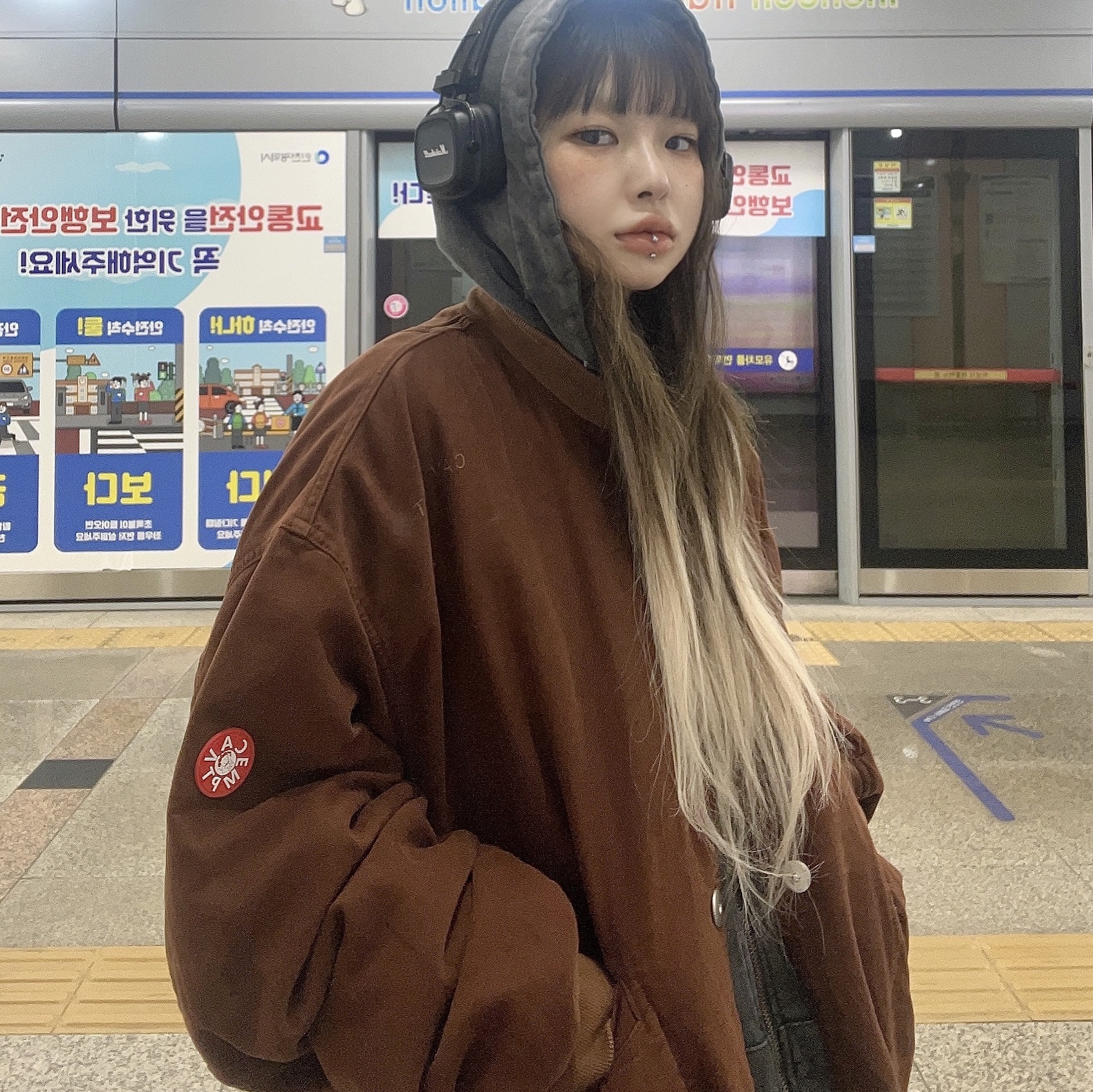 Cav Empt Cotton Snap Jacket Brown - 23FW, Marshall Major IV Black (Korean Ver.) 착용 스타일