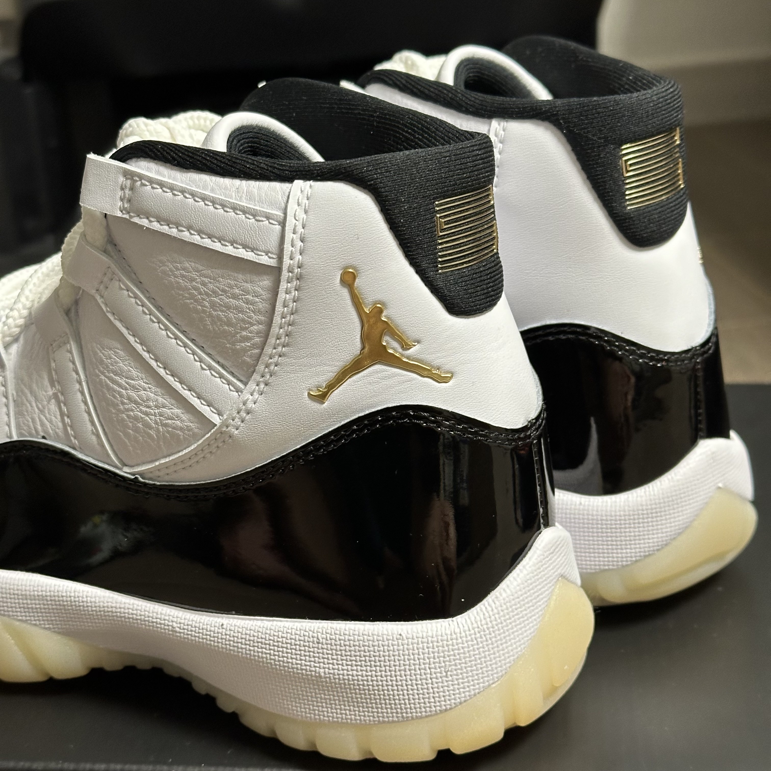 Jordan 11 Retro Gratitude 착용 스타일 - 3