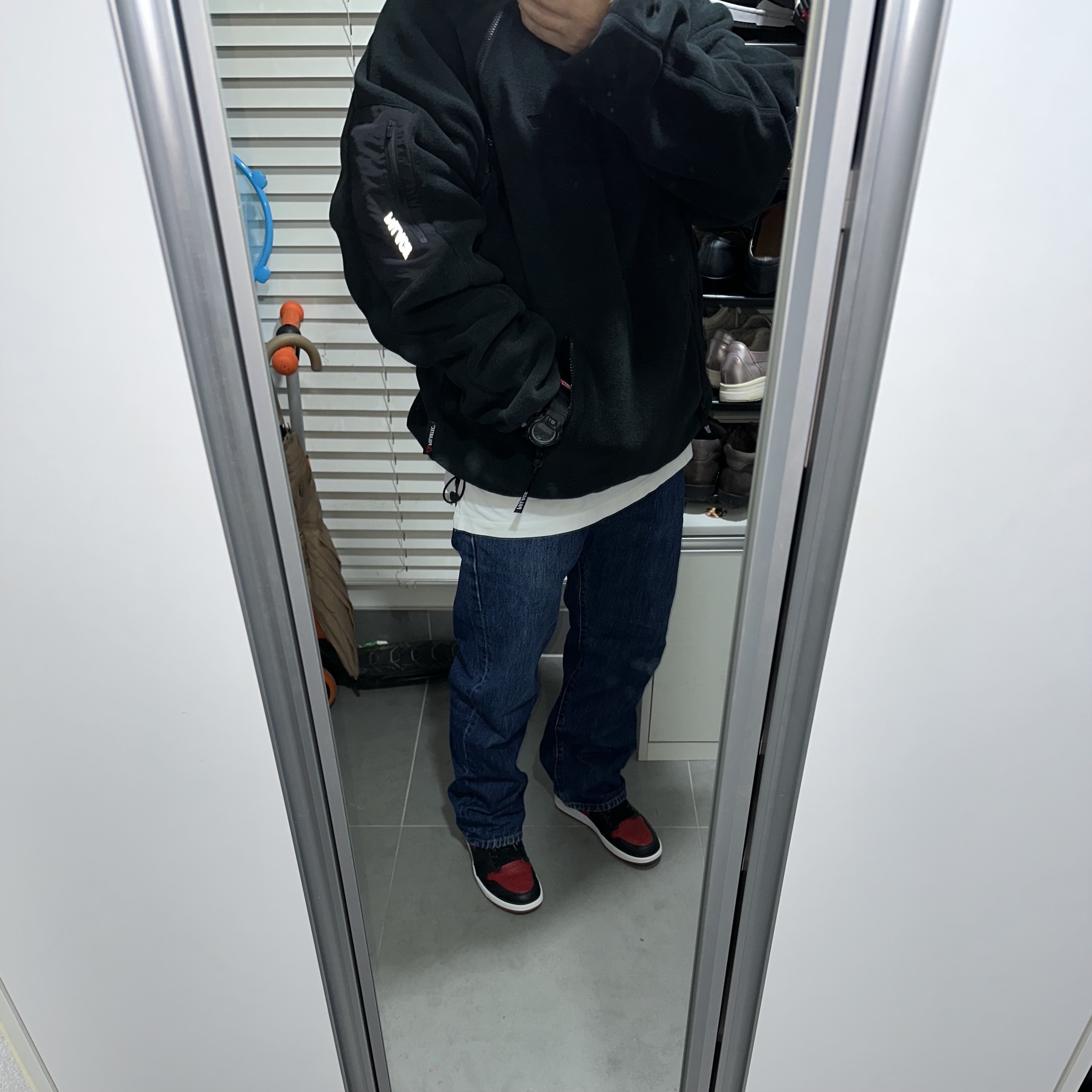 Palace Polartec Venter Hood Jacket Black - 22FW, Casio G-Shock x Supreme x The North Face DW-6900 Black 착용 스타일 - 2