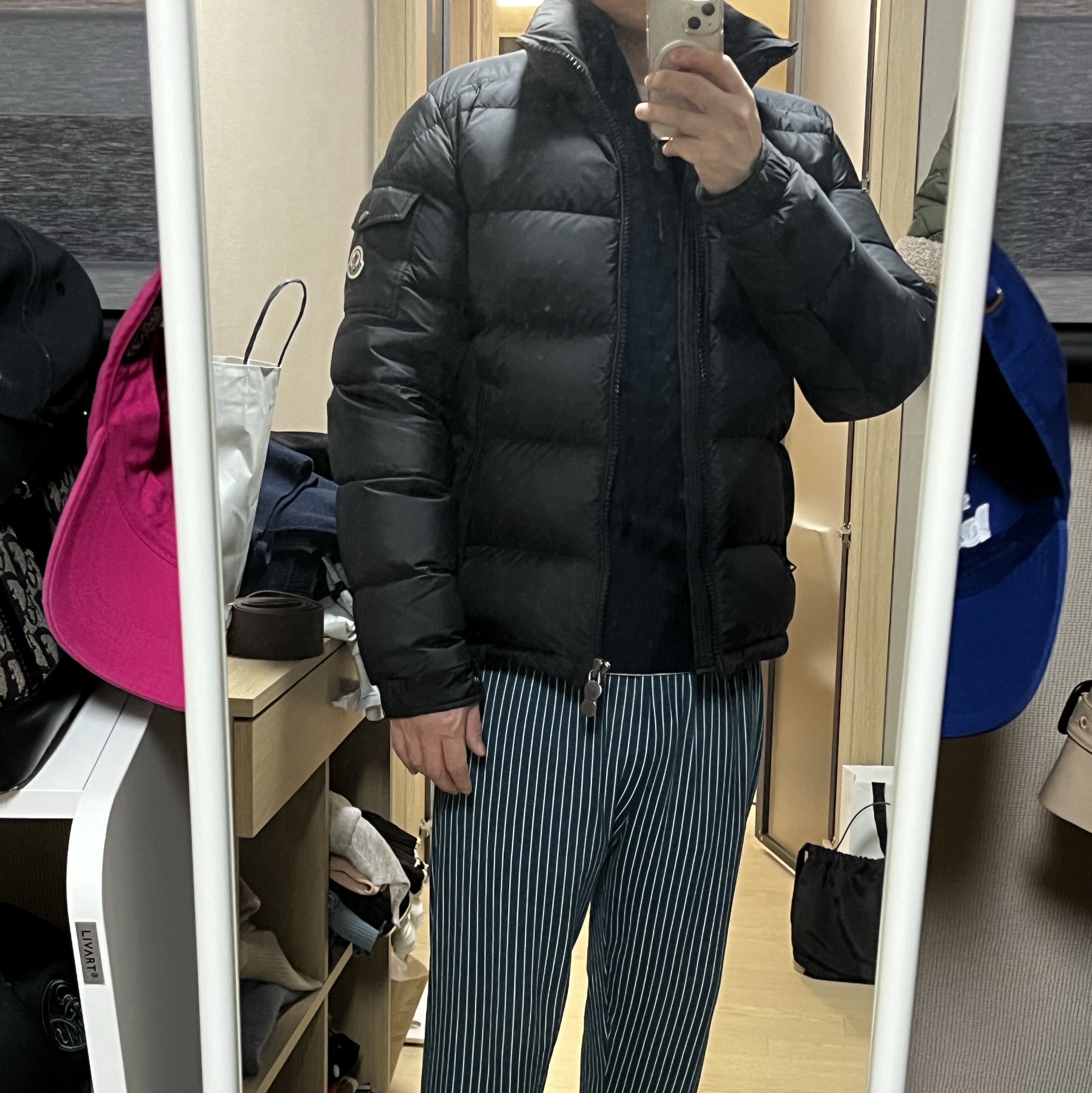 Moncler Mayaf Short Down Jacket Black - 23FW 착용 스타일 - 1