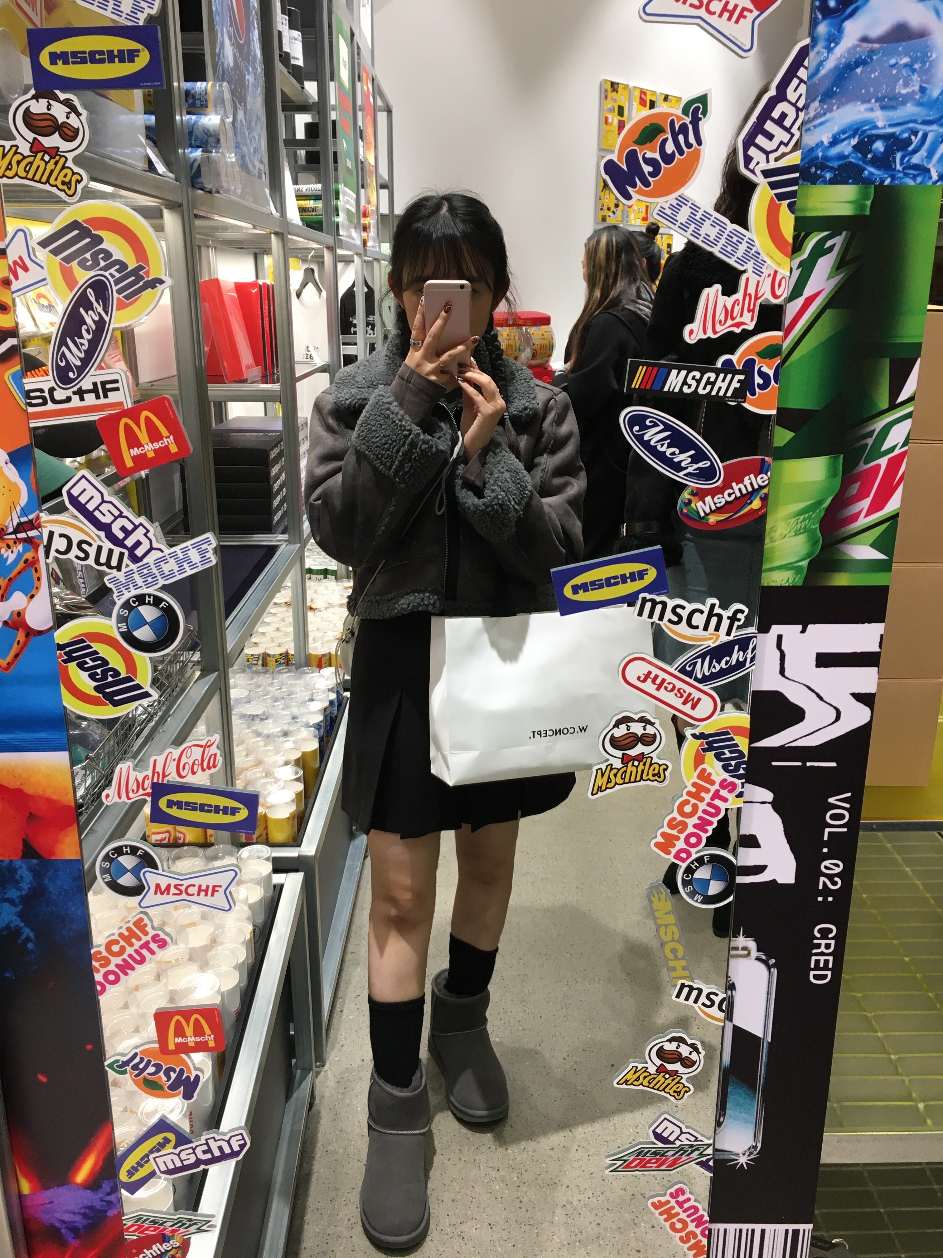 (W) UGG Classic Mini II Boots Grey 착용 스타일