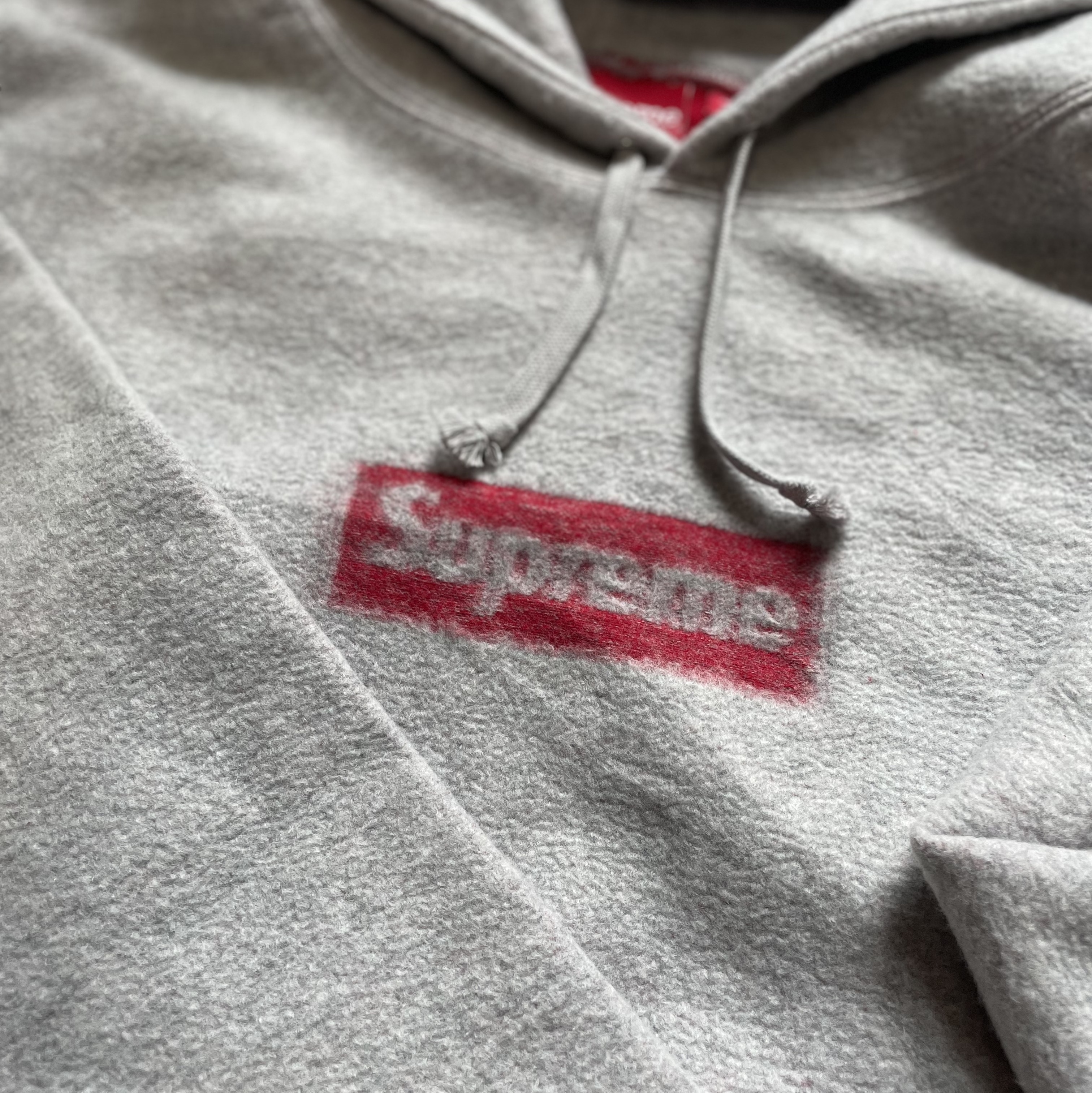 Supreme Inside Out Box Logo Hooded Sweatshirt Heather Grey - 23SS 착용 스타일
