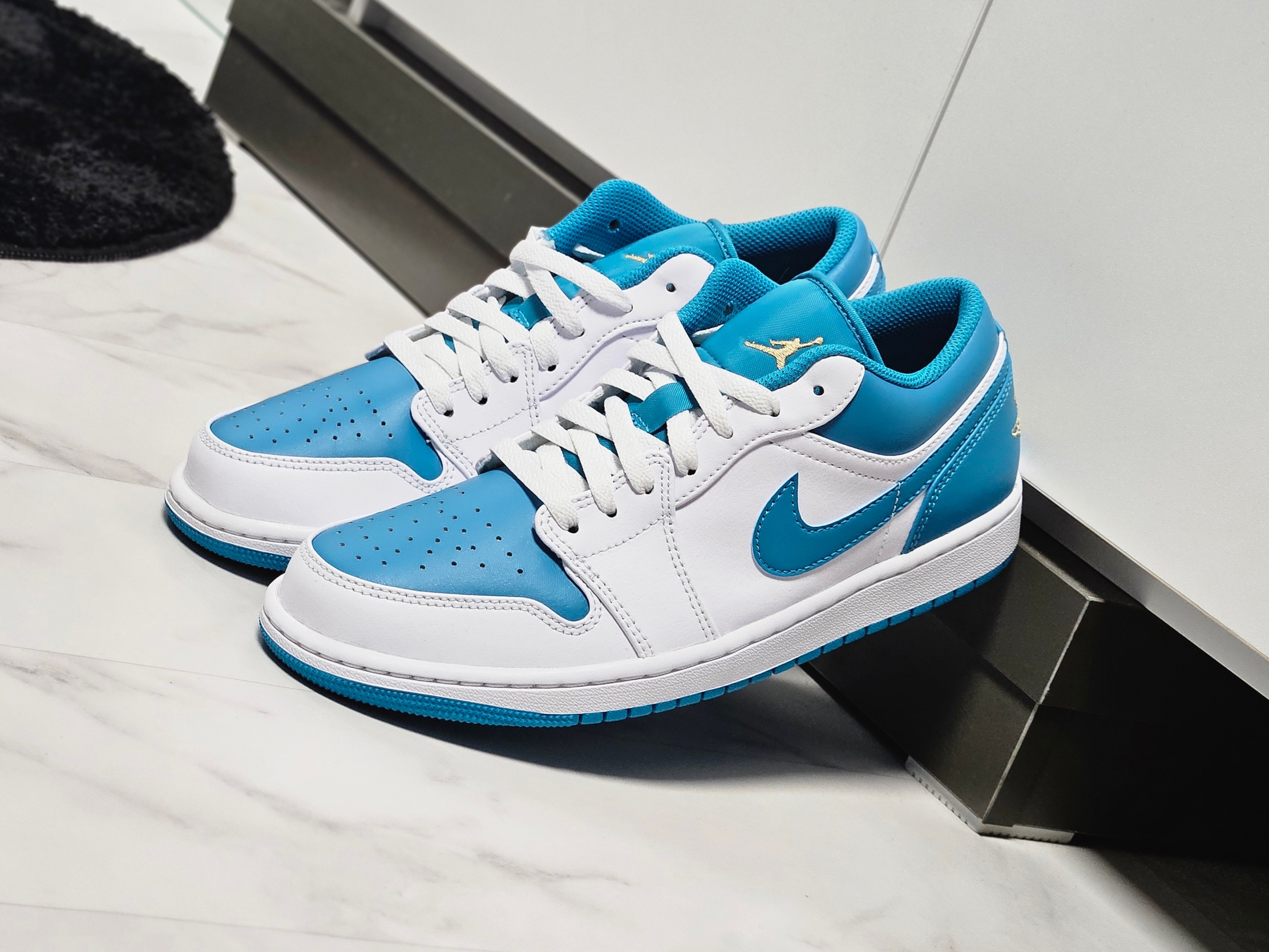 Jordan 1 Low White Aquatone 착용 스타일 - 6