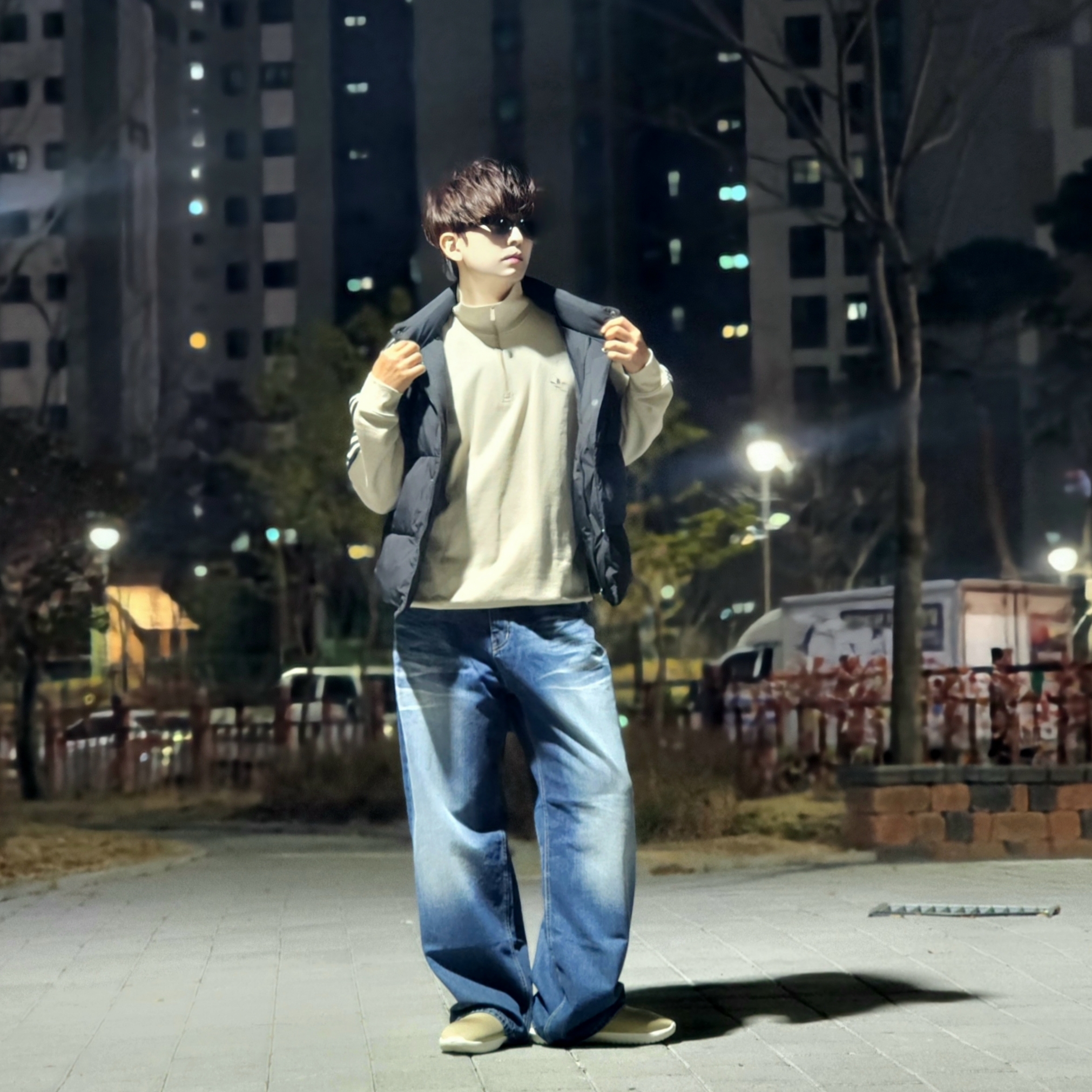 Nike Burrow Khaki Rattan 착용 스타일 - 2