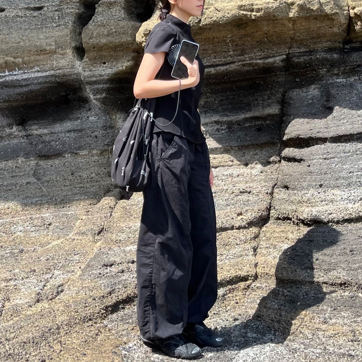 (W) Balenciaga Tyrex Sneakers Black 착용 스타일 - 1