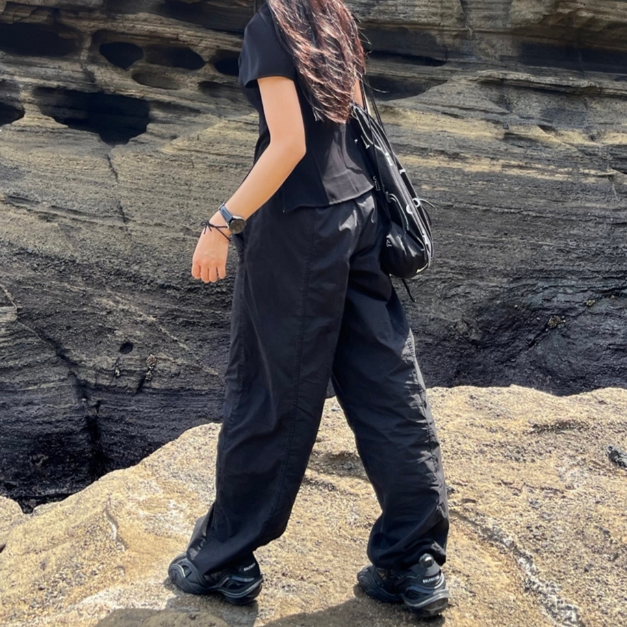 (W) Balenciaga Tyrex Sneakers Black 착용 스타일 - 2