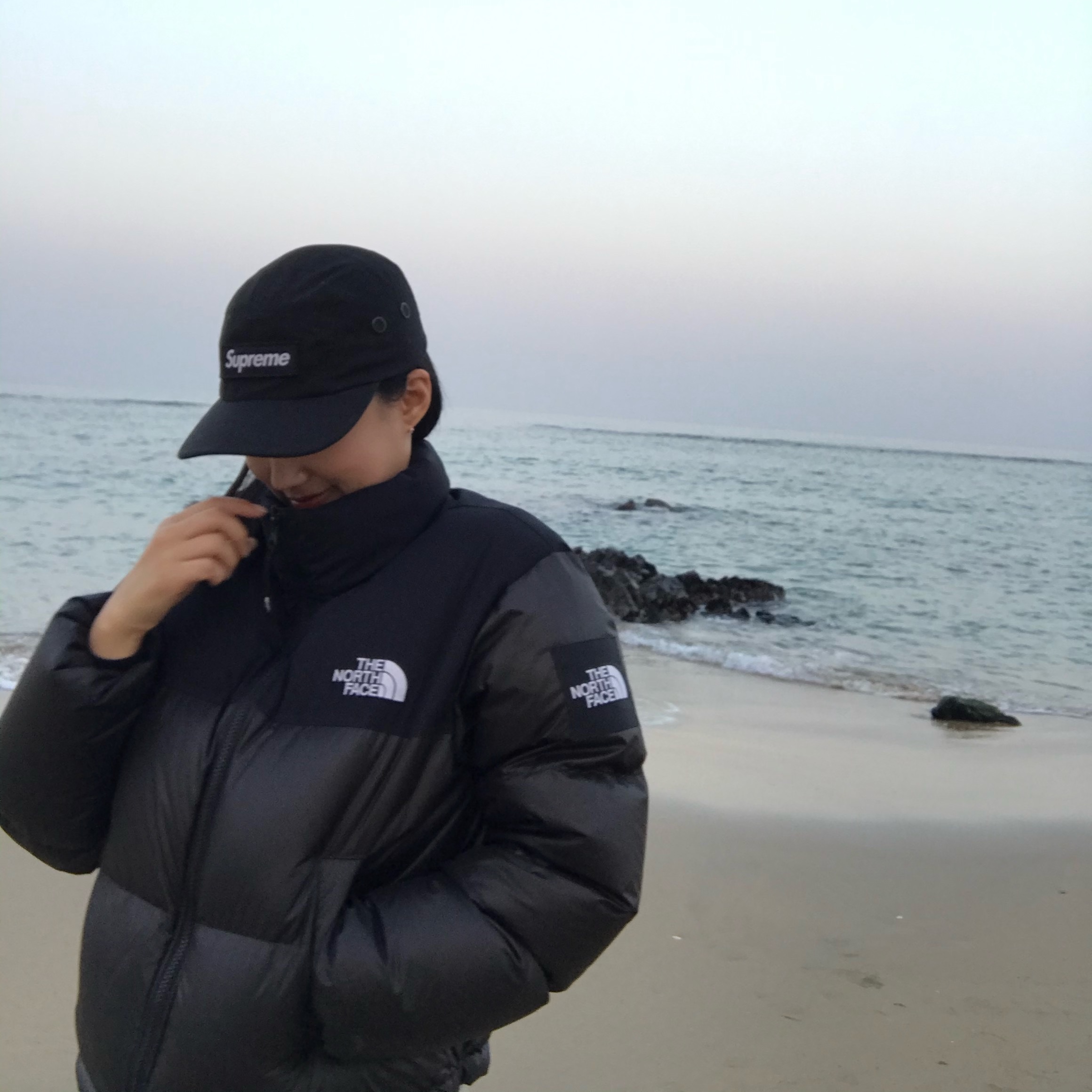 (W) The North Face White Label Novelty Nuptse Down Jacket Black, Supreme Military Camp Cap Black - 23SS 착용 스타일