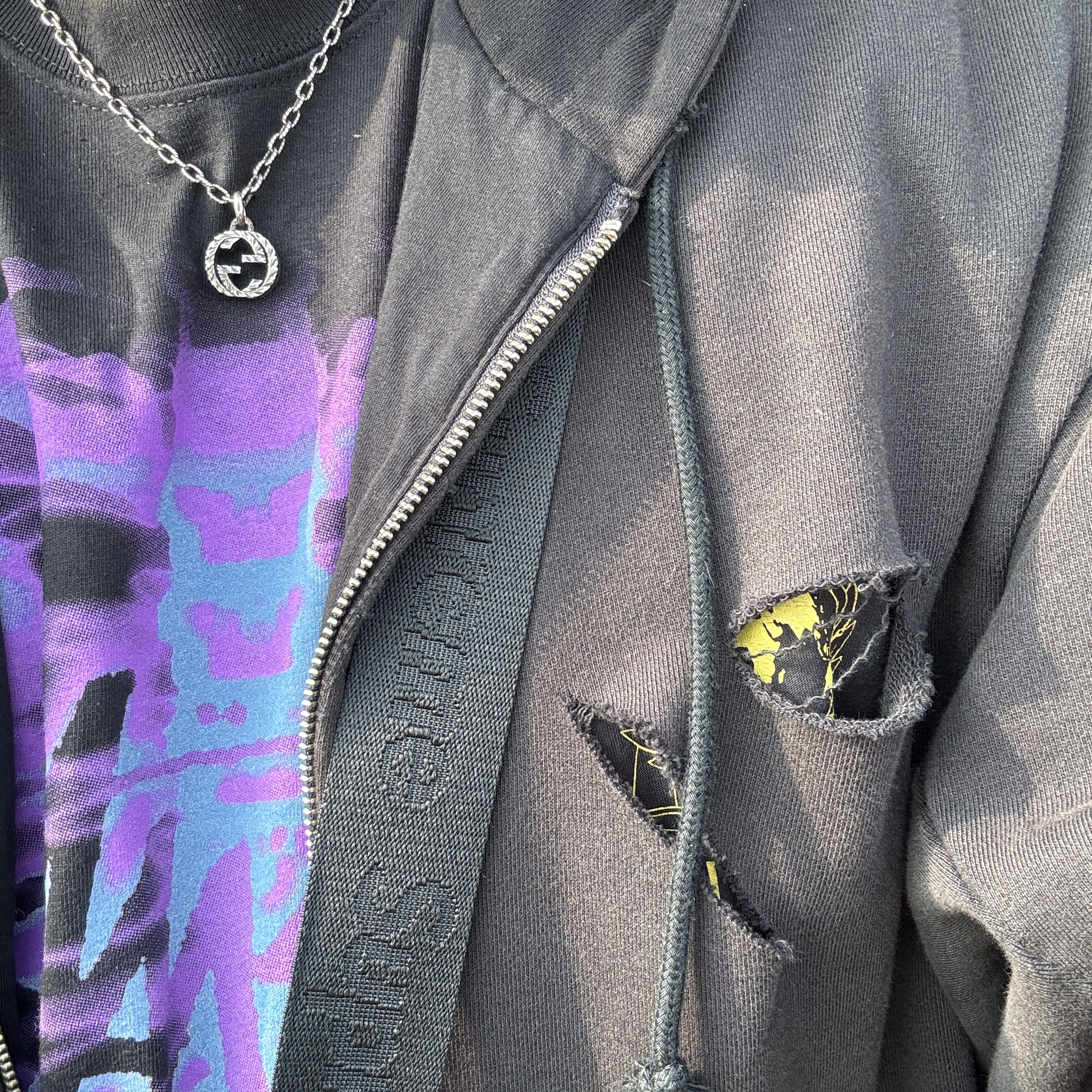 Stussy Rib Cage LS T-Shirt Black, Project G/R Distressed Layer Zip Hoodie Faded Black 착용 스타일
