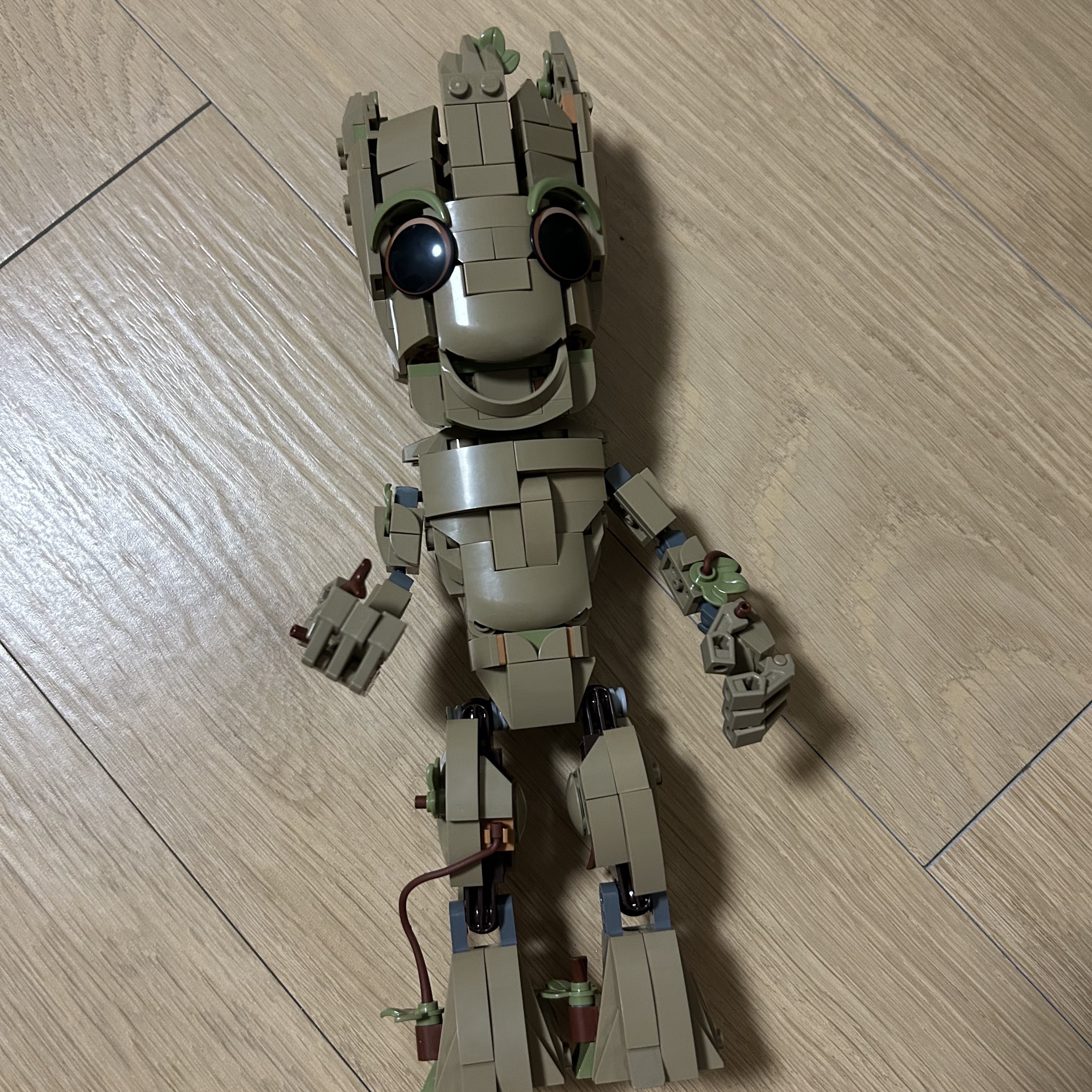 Lego Marvel I Am Groot 착용 스타일