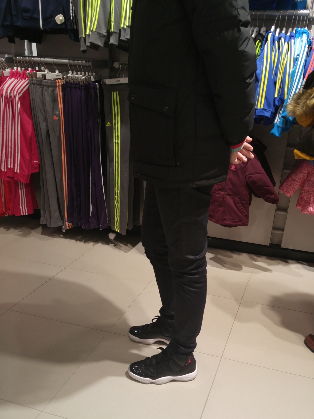 Jordan 11 Retro 72-10 착용 스타일 - 3