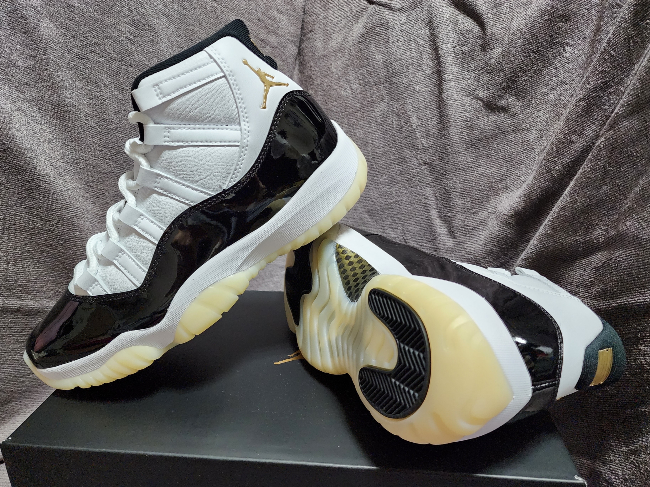 Jordan 11 Retro Gratitude 착용 스타일 - 2