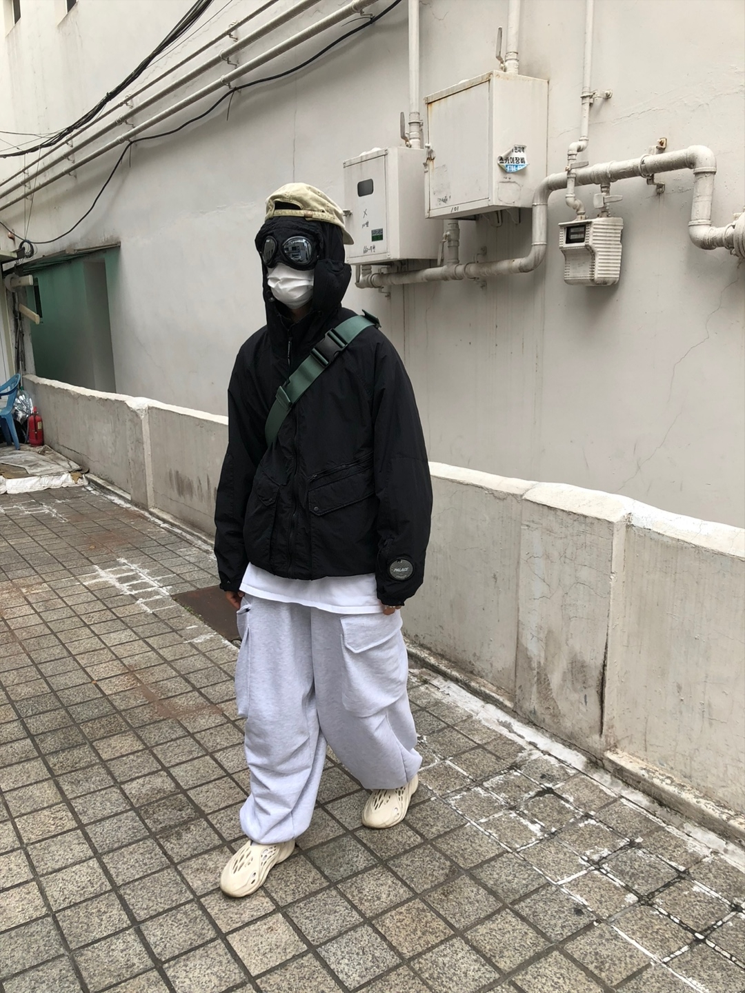 Palace x C.P. Company Jacket Black - 23FW 착용 스타일 - 3