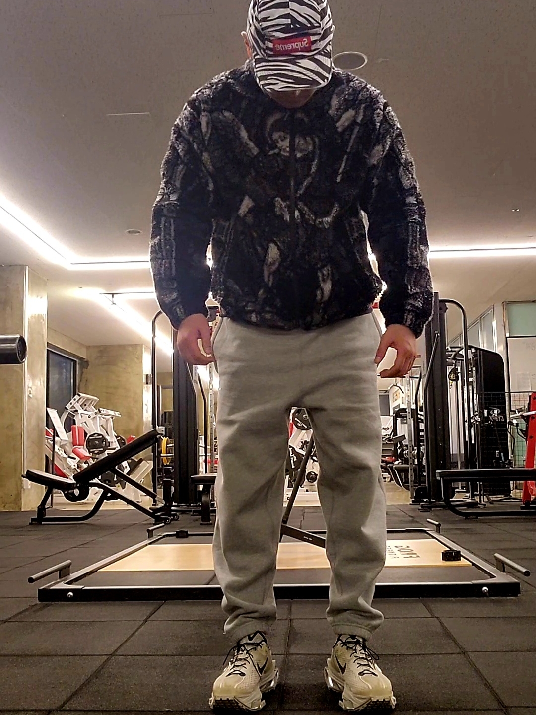 Supreme Saint Michael Fleece Jacket Black - 21SS, Nike x Matthew M Williams Zoom 004 Stone 착용 스타일 - 1